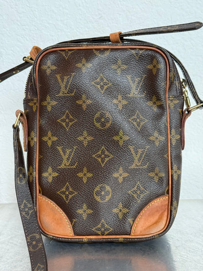 Pre-owned Authentic Louis Vuitton Amazon Monogram Crossbody Bag