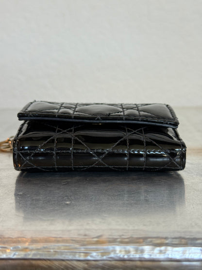 Pre-owned Vintage Christian Dior Patent Cannage Compact Wallet