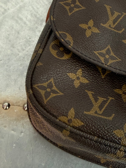 Pre-owned Authentic Louis Vuitton Saint Cloud MM Monogram Crossbody Bag