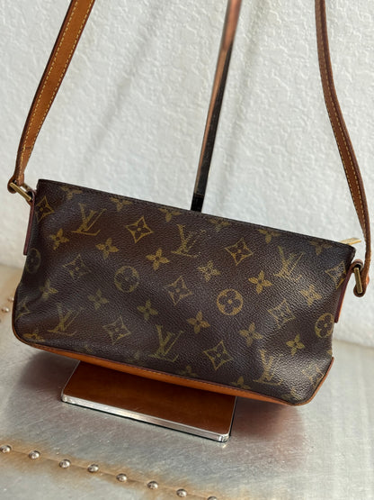 Pre-owned Authentic Louis Vuitton Trotteur Monogram Shoulder / Crossbody Bag