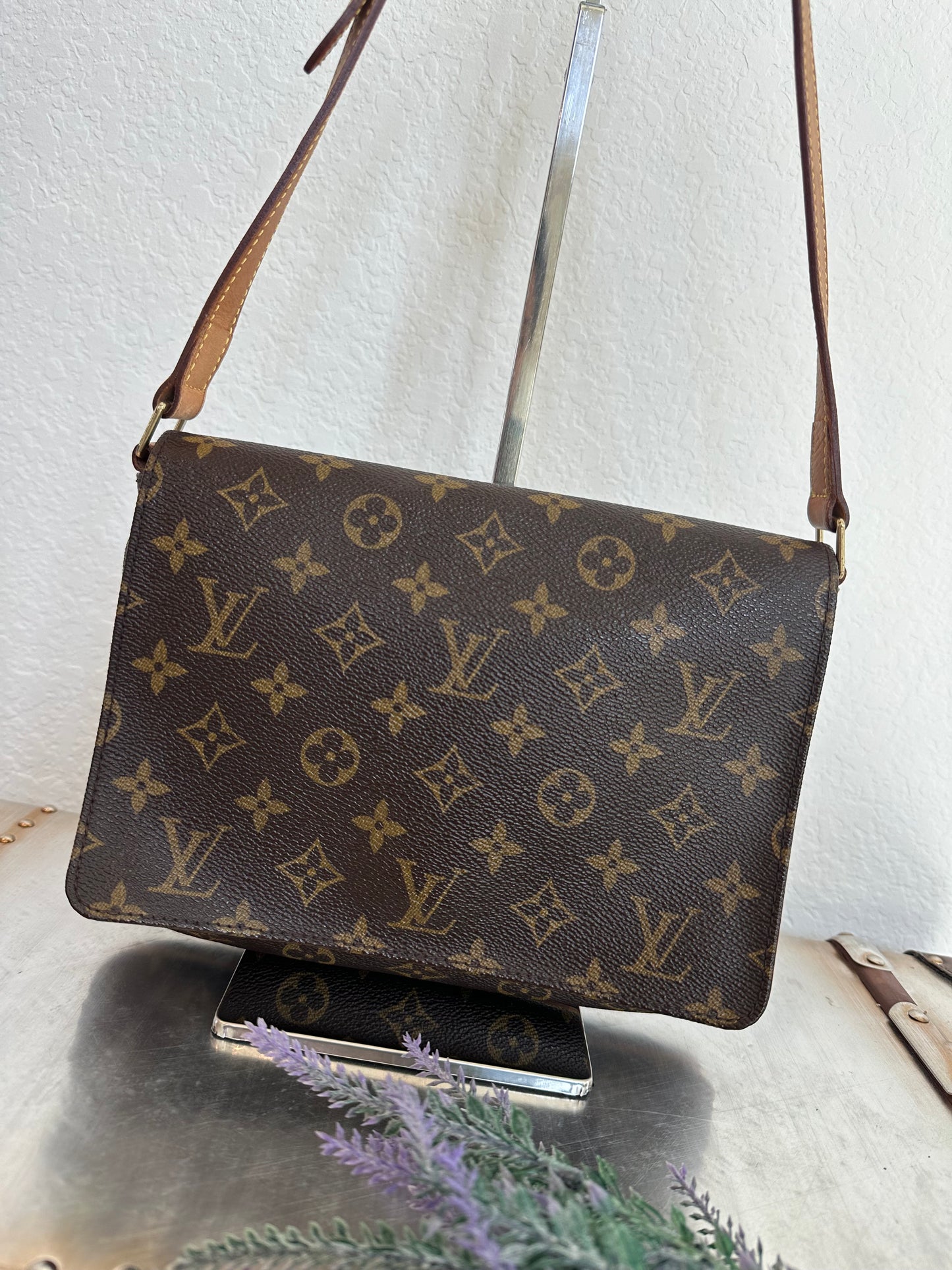 Pre-owned Authentic Louis Vuitton Musette Tango Monogram Shoulder Bag