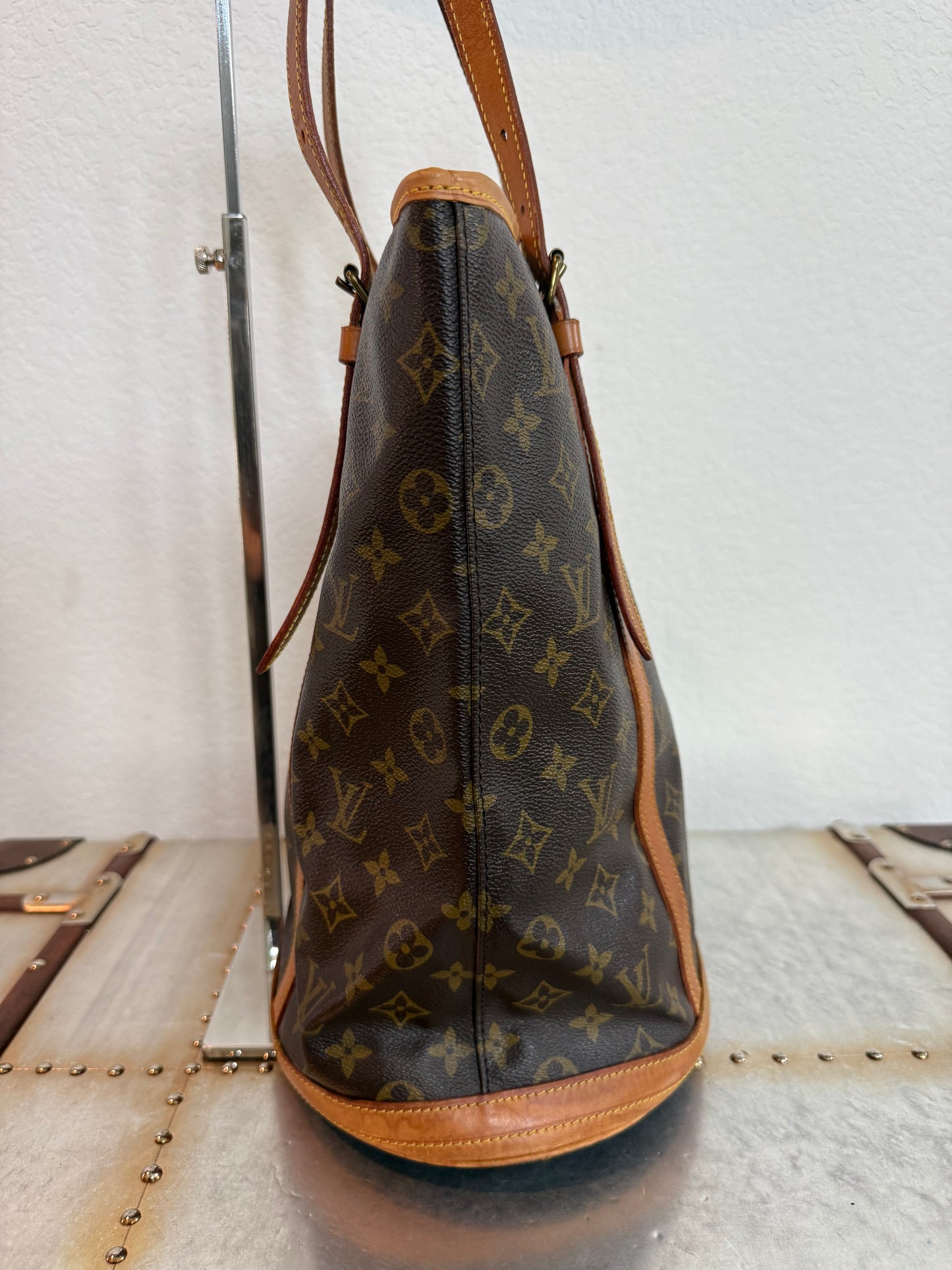 Pre-owned Authentic Louis Vuitton Bucket GM Monogram Shoulder Tote Bag