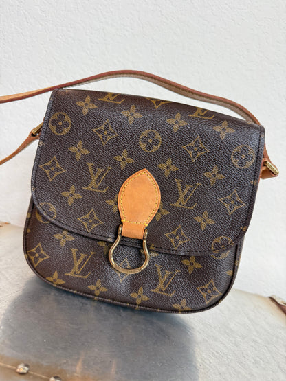 Pre-owned Authentic Louis Vuitton Saint Cloud MM Monogram Crossbody Bag