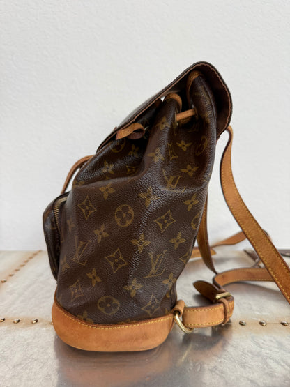 Pre-owned Authentic Louis Vuitton Montsouris MM Monogram Backpack