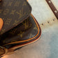 Pre-owned Louis Vuitton Cartouchiere MM Monogram Shoulder / Crossbody Bag