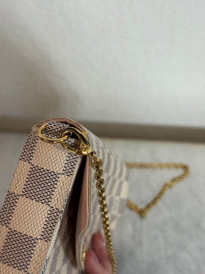 Pre-owned Authentic Louis Vuitton Felicie Pochette Monogram Crossbody Bag