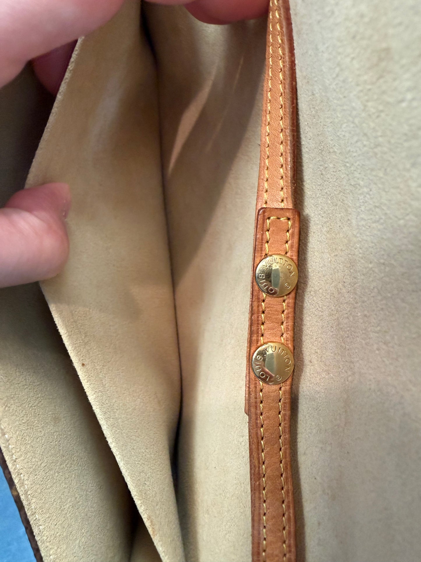 Pre-owned Authentic Louis Vuitton Pochette Twin GM Monogram Shoulder Bag