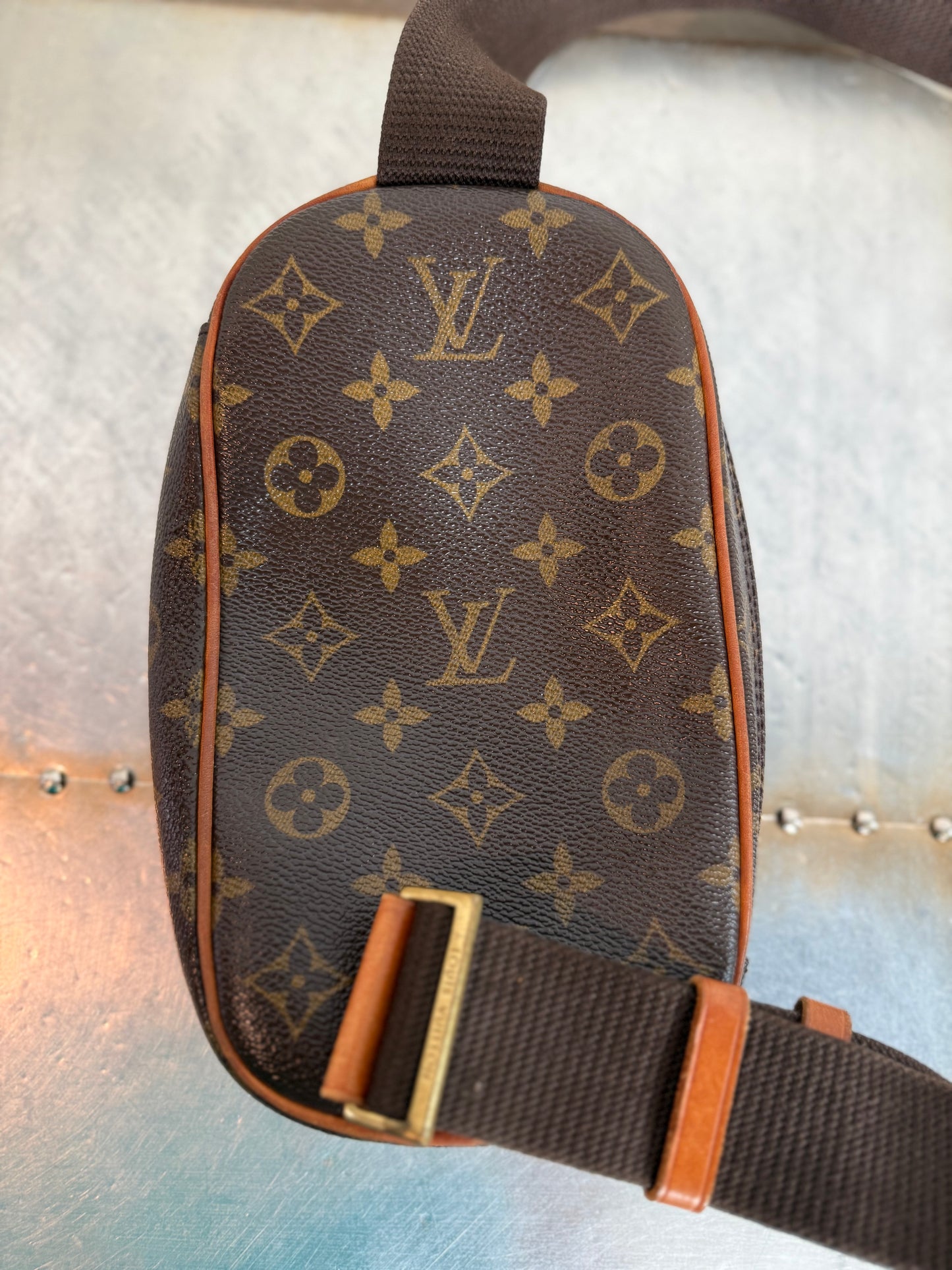 Pre-owned Authentic Louis Vuitton Pochette Gange Monogram Bum Bag