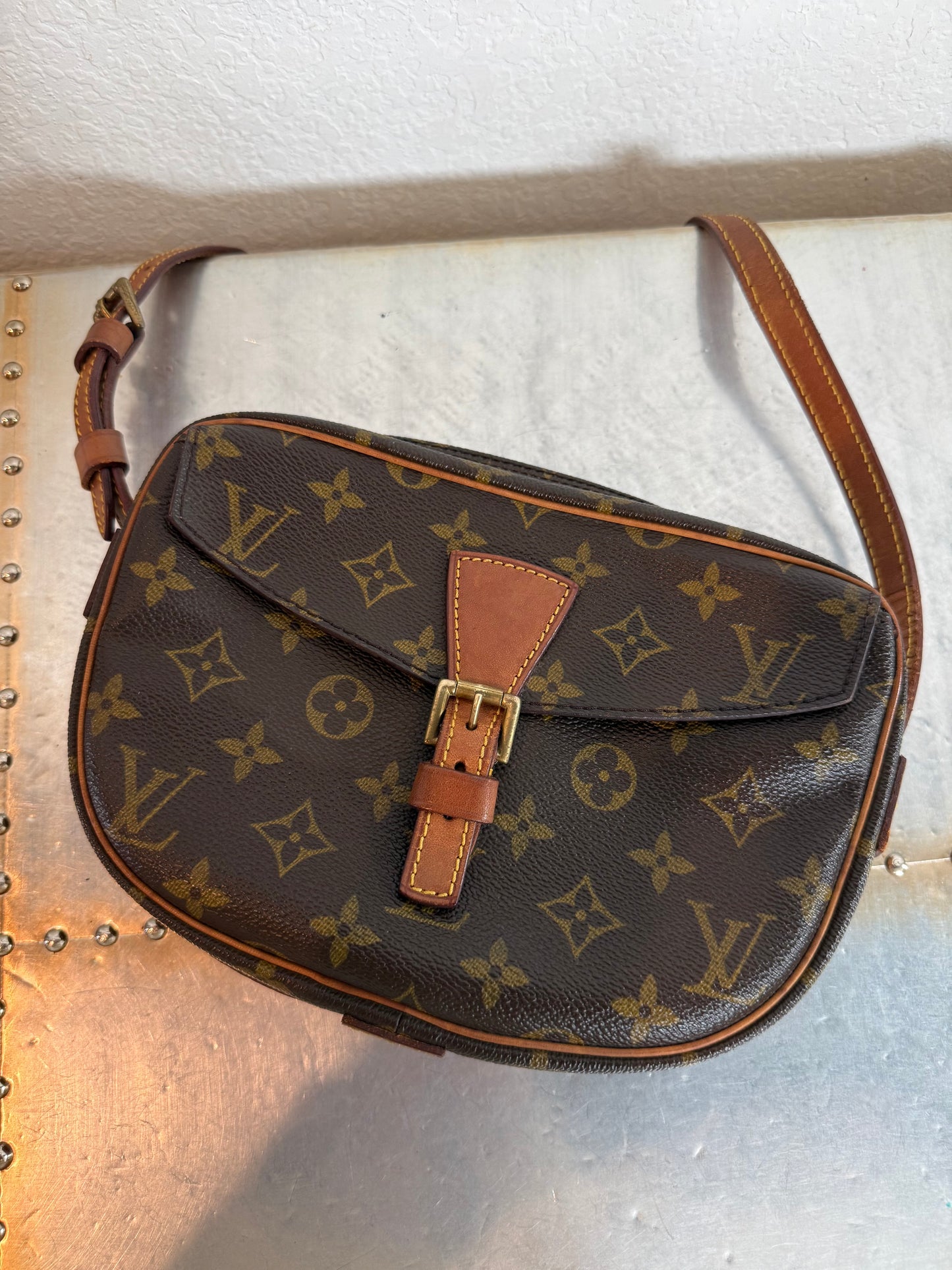 Pre-owned Authentic Louis Vuitton Jeune Fille PM Monogram Crossbody Bag