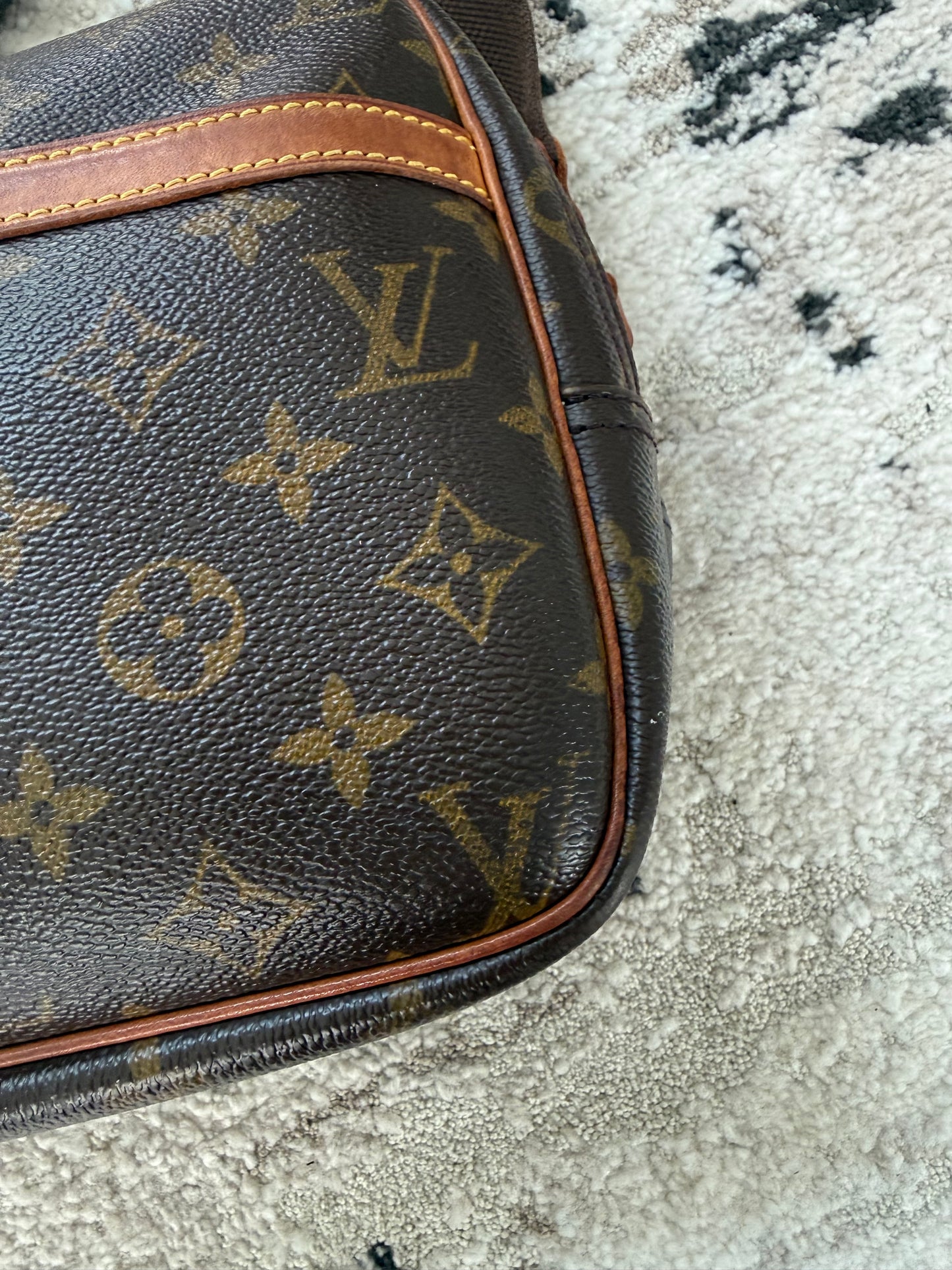 Pre-owned Authentic Louis Vuitton Reporter PM Monogram Shoulder / Crossbody Bag