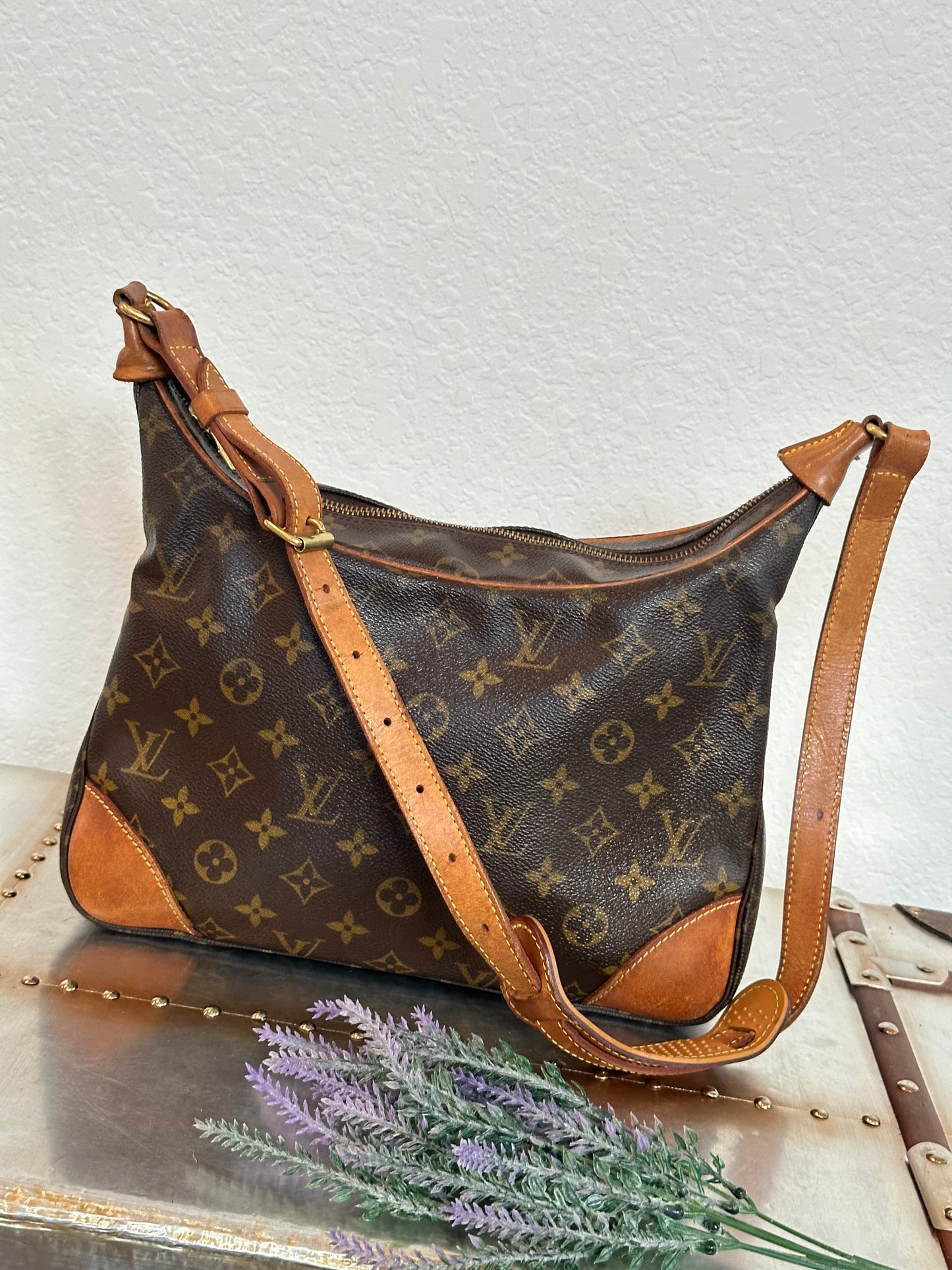 Pre-owned Authentic Louis Vuitton Boulogne 30 Monogram Shoulder Bag