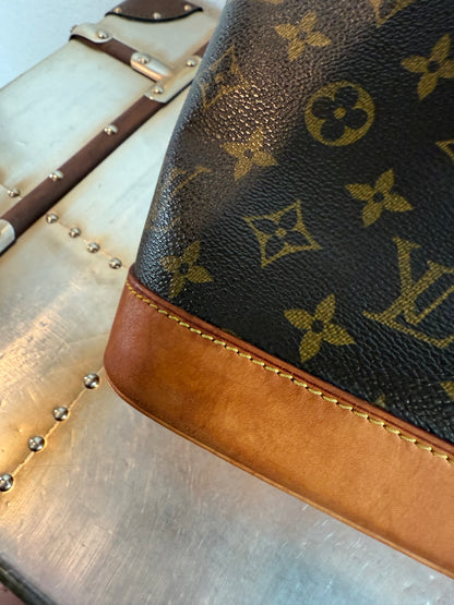 Pre-owned Authentic Louis Vuitton Alma PM Monogram Handbag