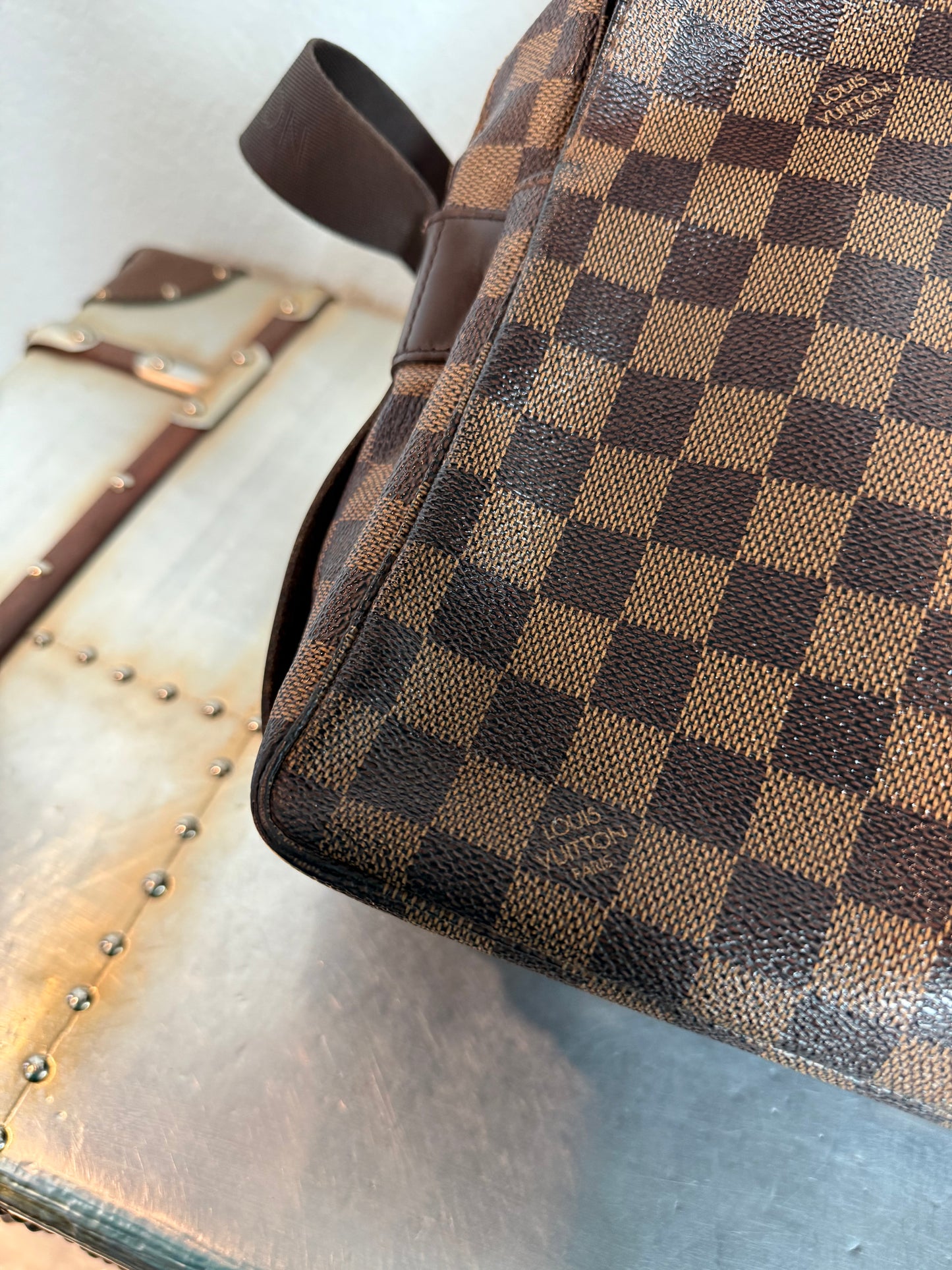 Pre-owned Authentic Louis Vuitton Naviglio Damier Ebene Crossbody Bag