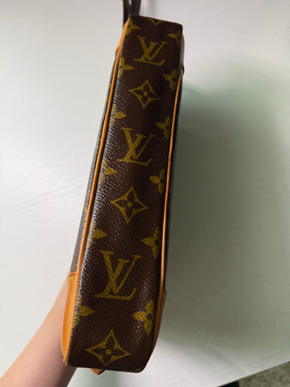 Pre-owned Authentic Louis Vuitton Marly Dragonne GM Monogram Clutch / Handbag