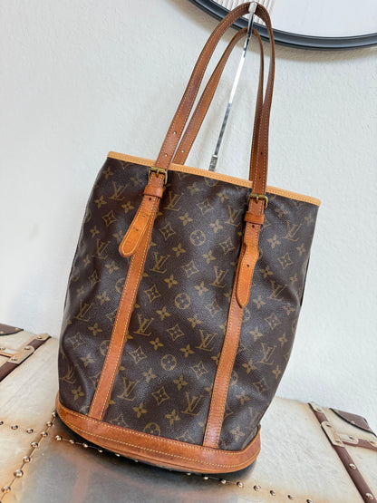 Pre-owned Authentic Louis Vuitton Bucket GM Monogram Shoulder Tote Bag