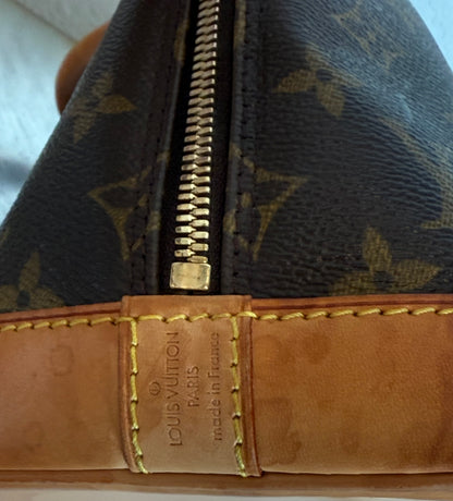 Pre-owned Authentic Louis Vuitton Alma PM Monogram Handbag