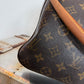 Pre-owned Authentic Louis Vuitton Looping GM Monogram Shoulder Bag