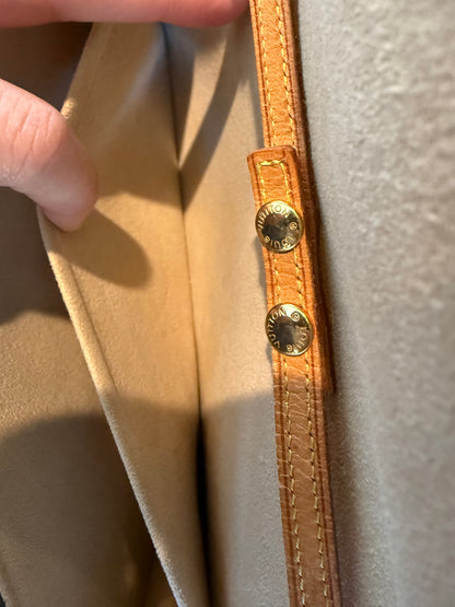 Pre-owned Authentic Louis Vuitton Pochette Twin GM Monogram Shoulder Bag