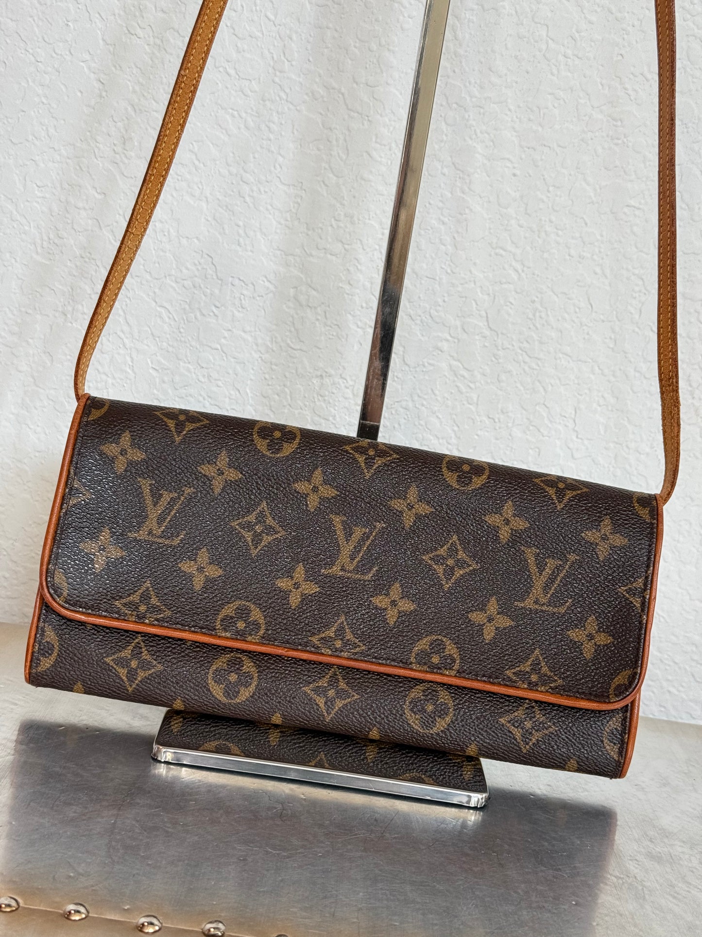 Pre-owned Authentic Louis Vuitton Pochette Twin GM Monogram Shoulder Bag