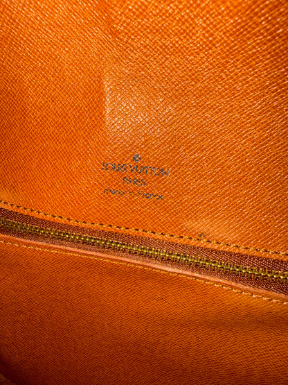Pre-owned Authentic Louis Vuitton Saint Cloud GM Monogram Crossbody Bag
