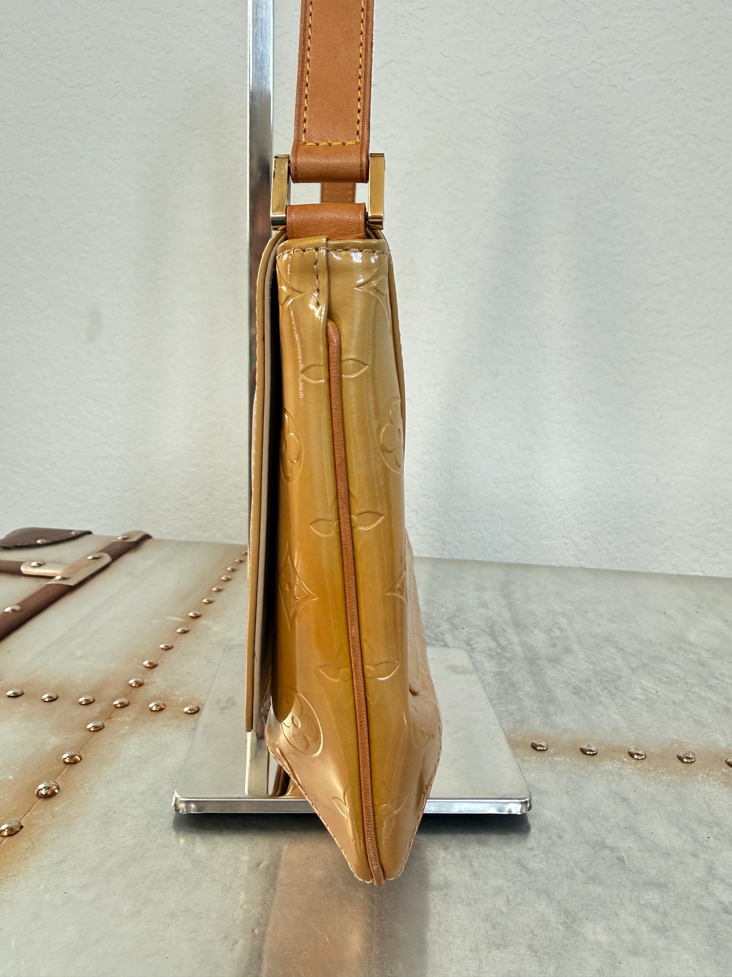 Pre-owned Authentic Louis Vuitton Vernis Thompson Street Shoulder Bag