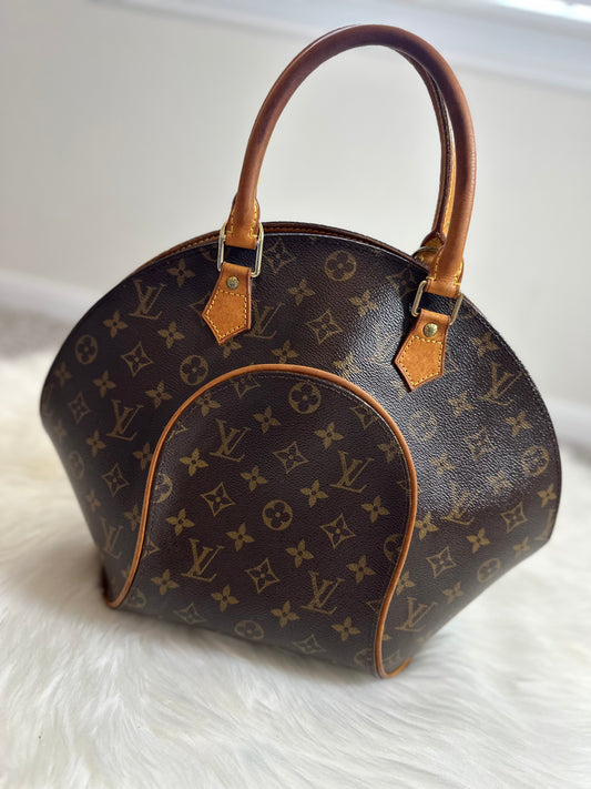 Pre-owned Louis Vuitton Trouville Monogram Handbag – LvChic20
