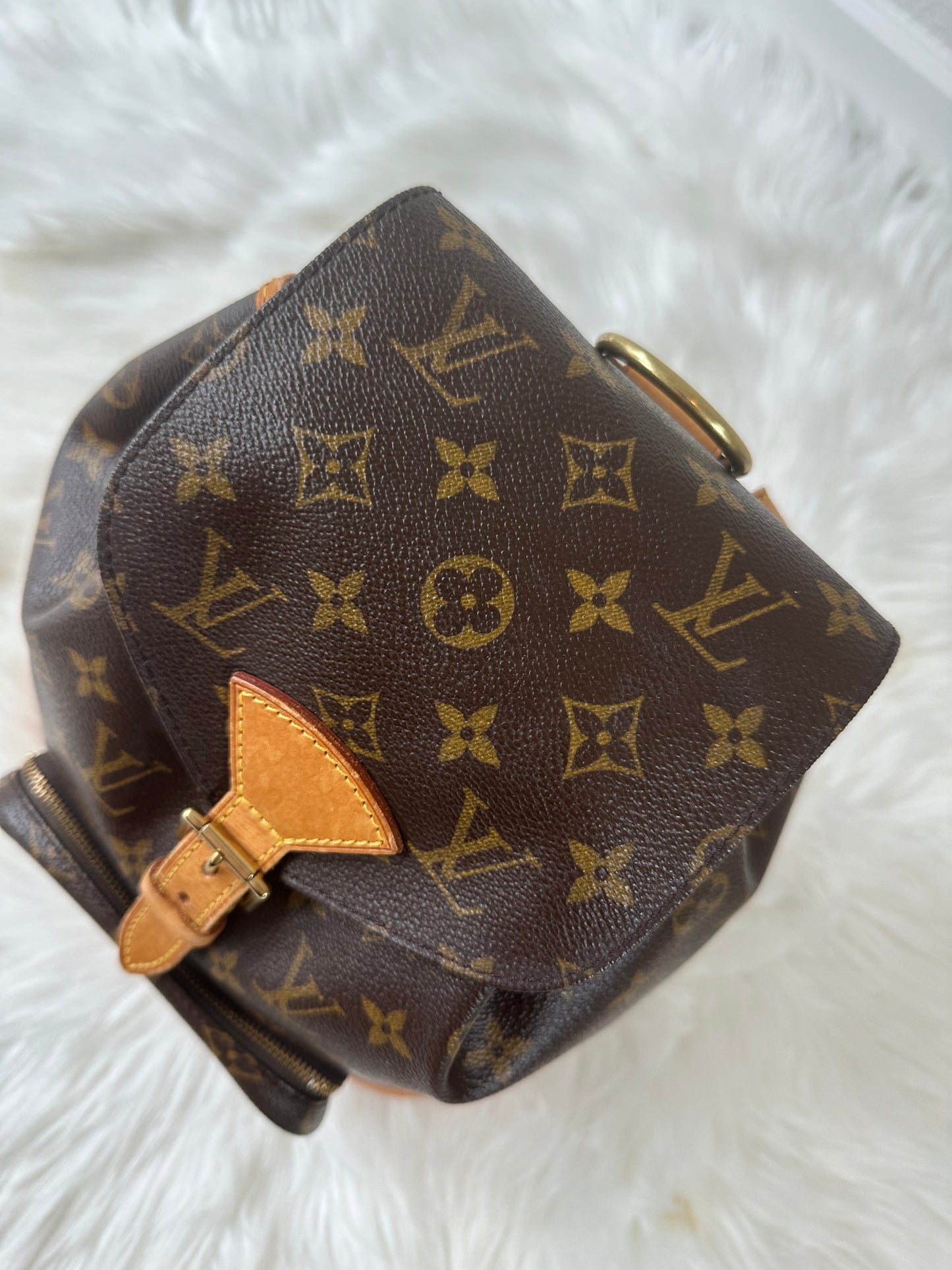 Pre-owned Authentic Louis Vuitton Montsouris MM Monogram Backpack