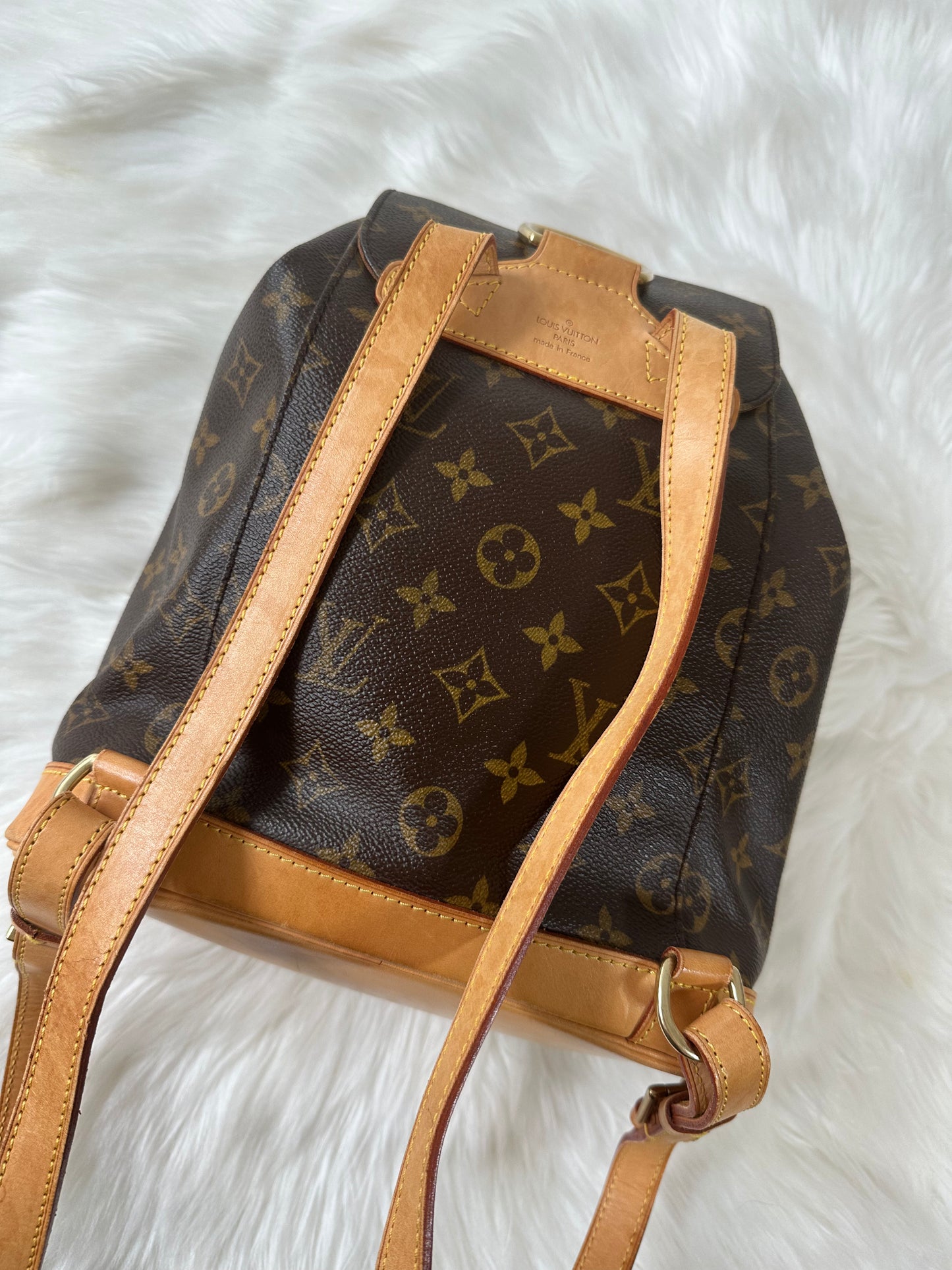 Pre-owned Authentic Louis Vuitton Montsouris MM Monogram Backpack