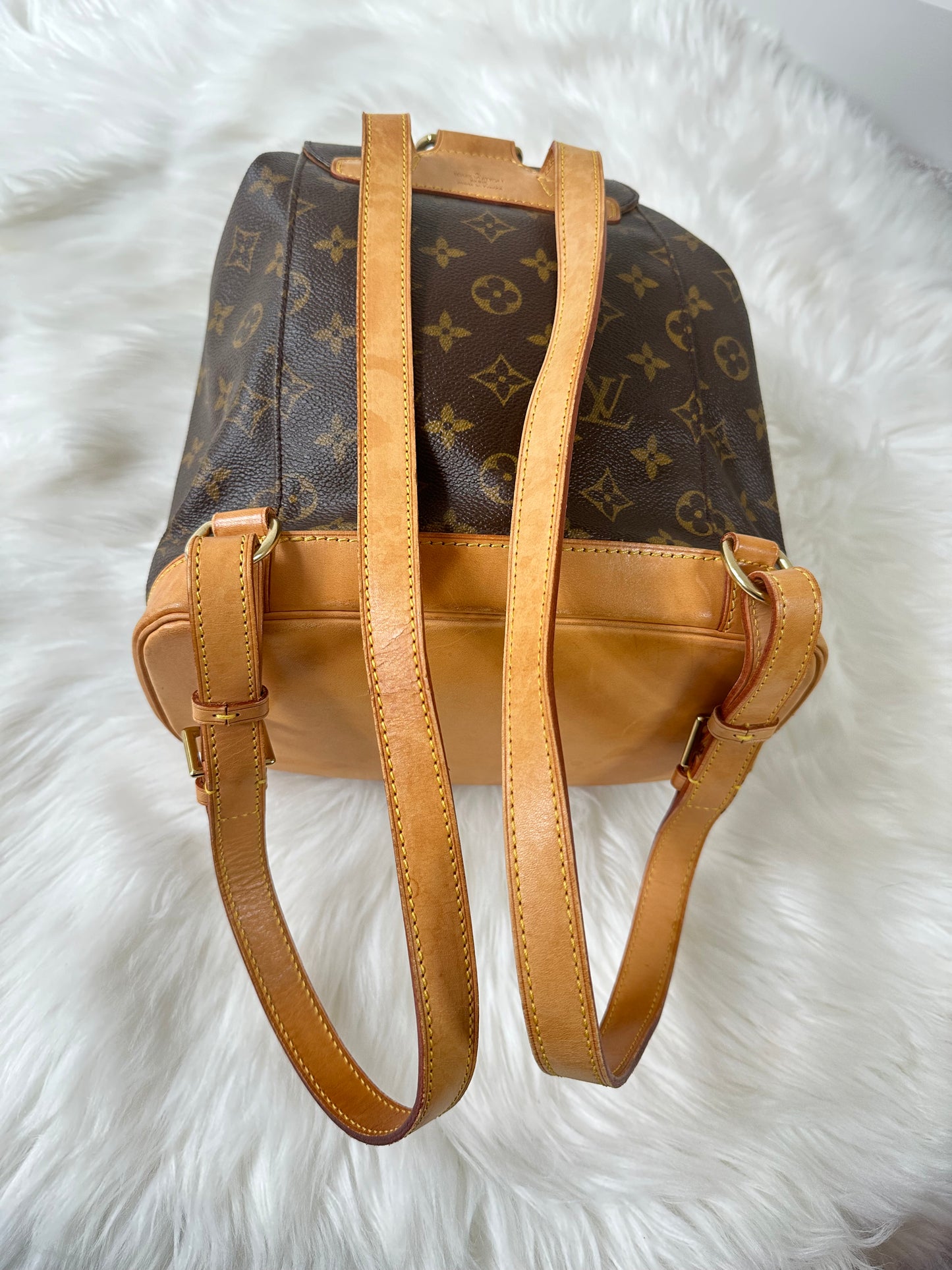 Pre-owned Authentic Louis Vuitton Montsouris MM Monogram Backpack