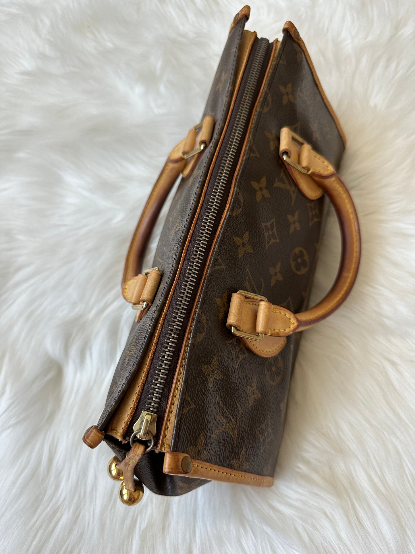 Pre-owned Authentic Louis Vuitton Popincourt Monogram Handbag