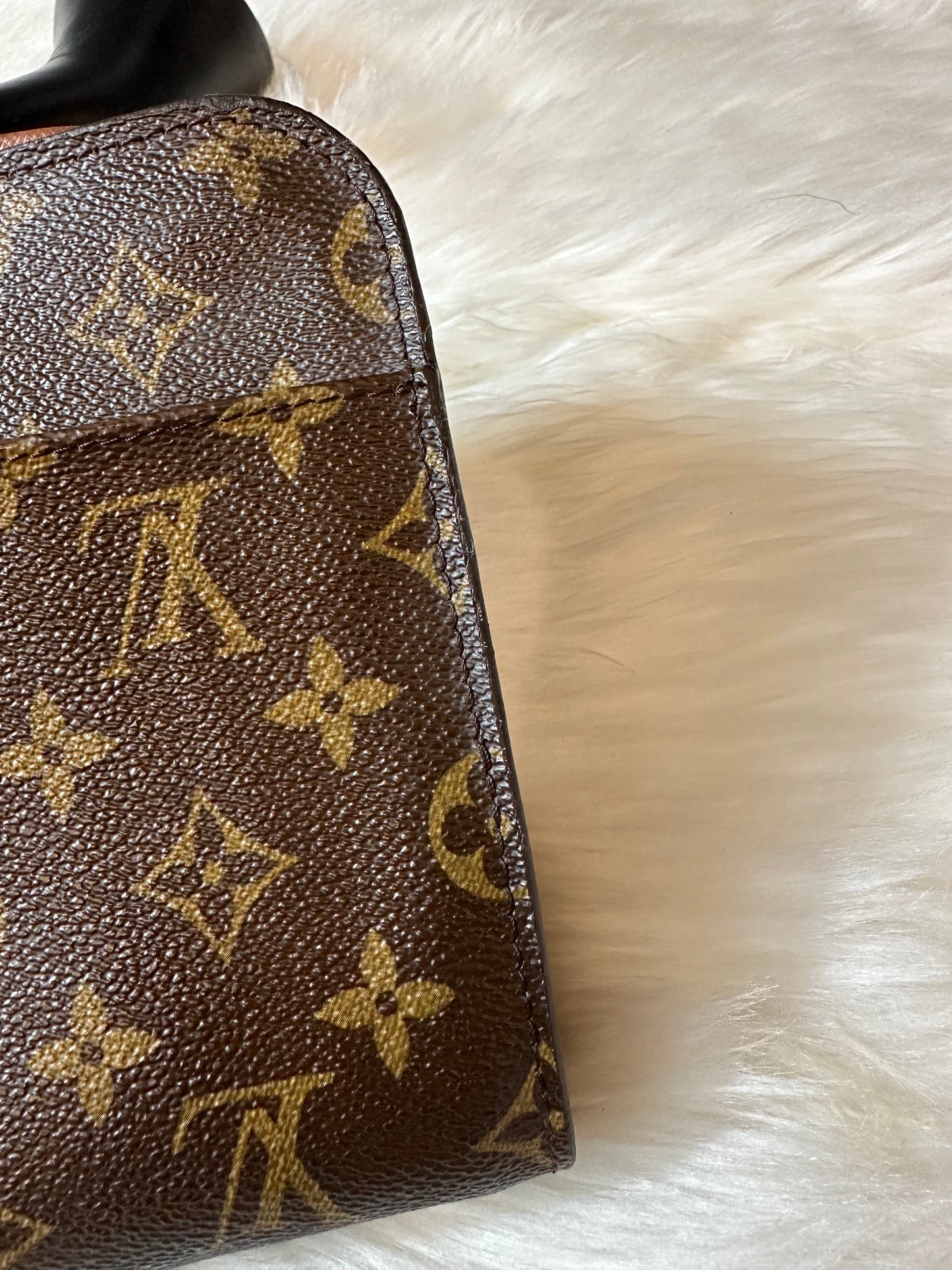 Pre-owned Authentic Louis Vuitton Monogram Orsay Clutch Handbag