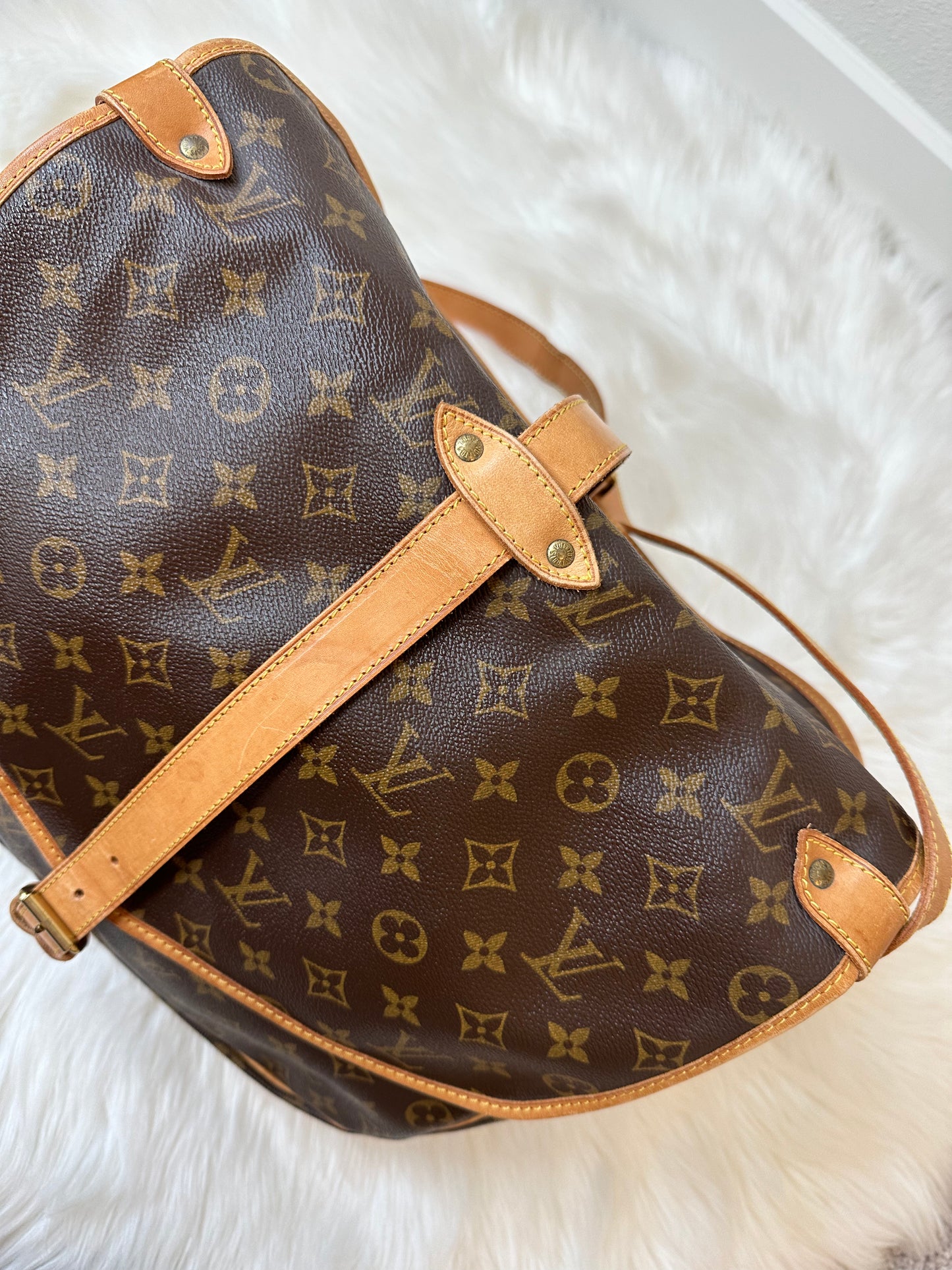 Pre-owned Authentic Louis Vuitton Monogram Saumur 35 Crossbody Bag