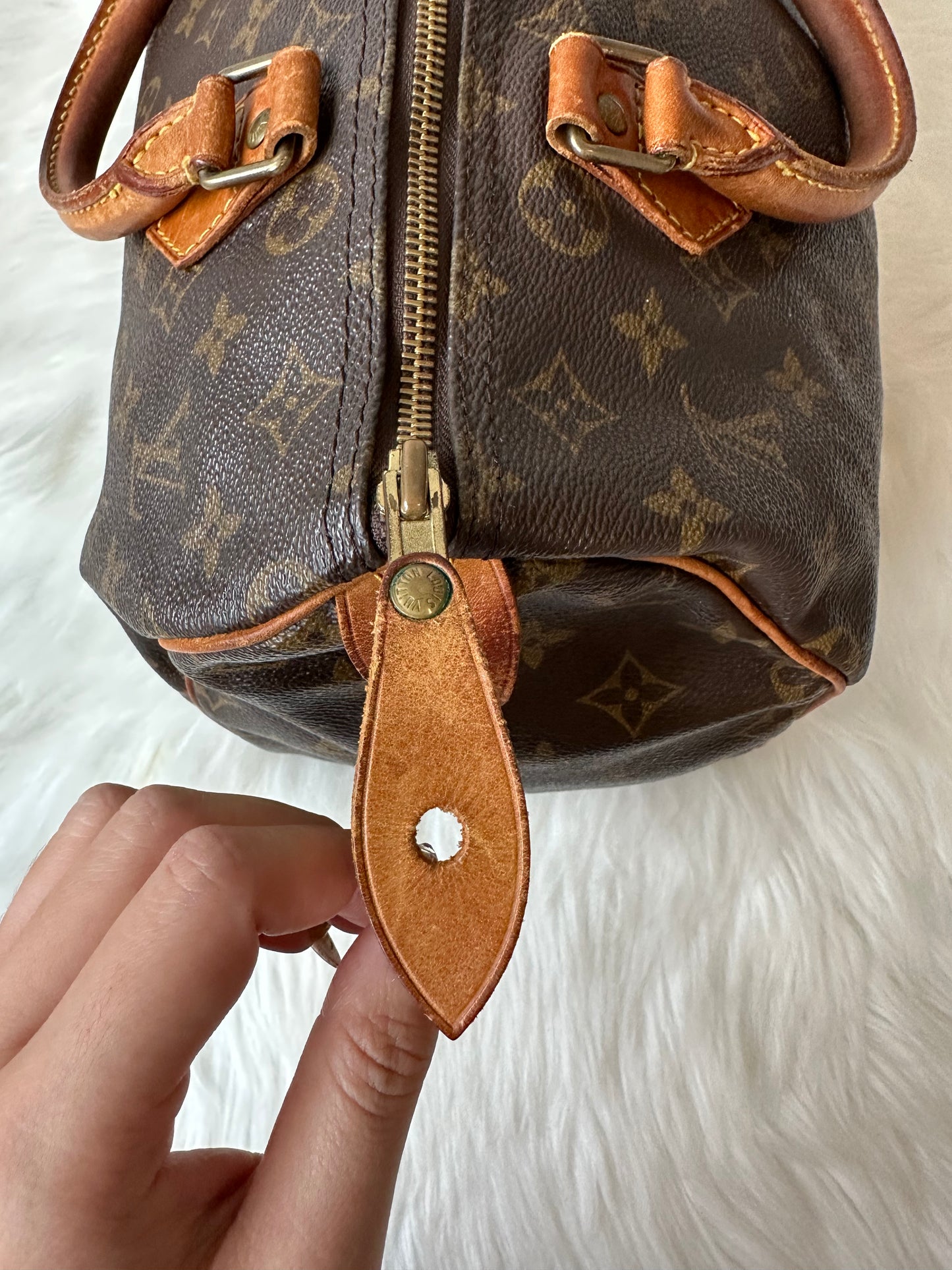 Pre-owned Authentic Louis Vuitton Speedy 30 Monogram Handbag