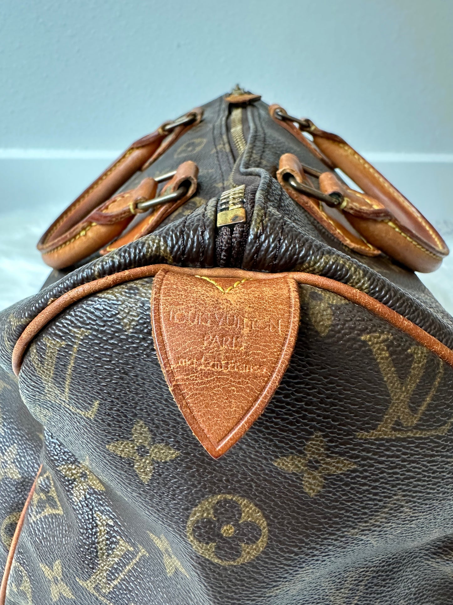 Pre-owned Authentic Louis Vuitton Speedy 30 Monogram Handbag