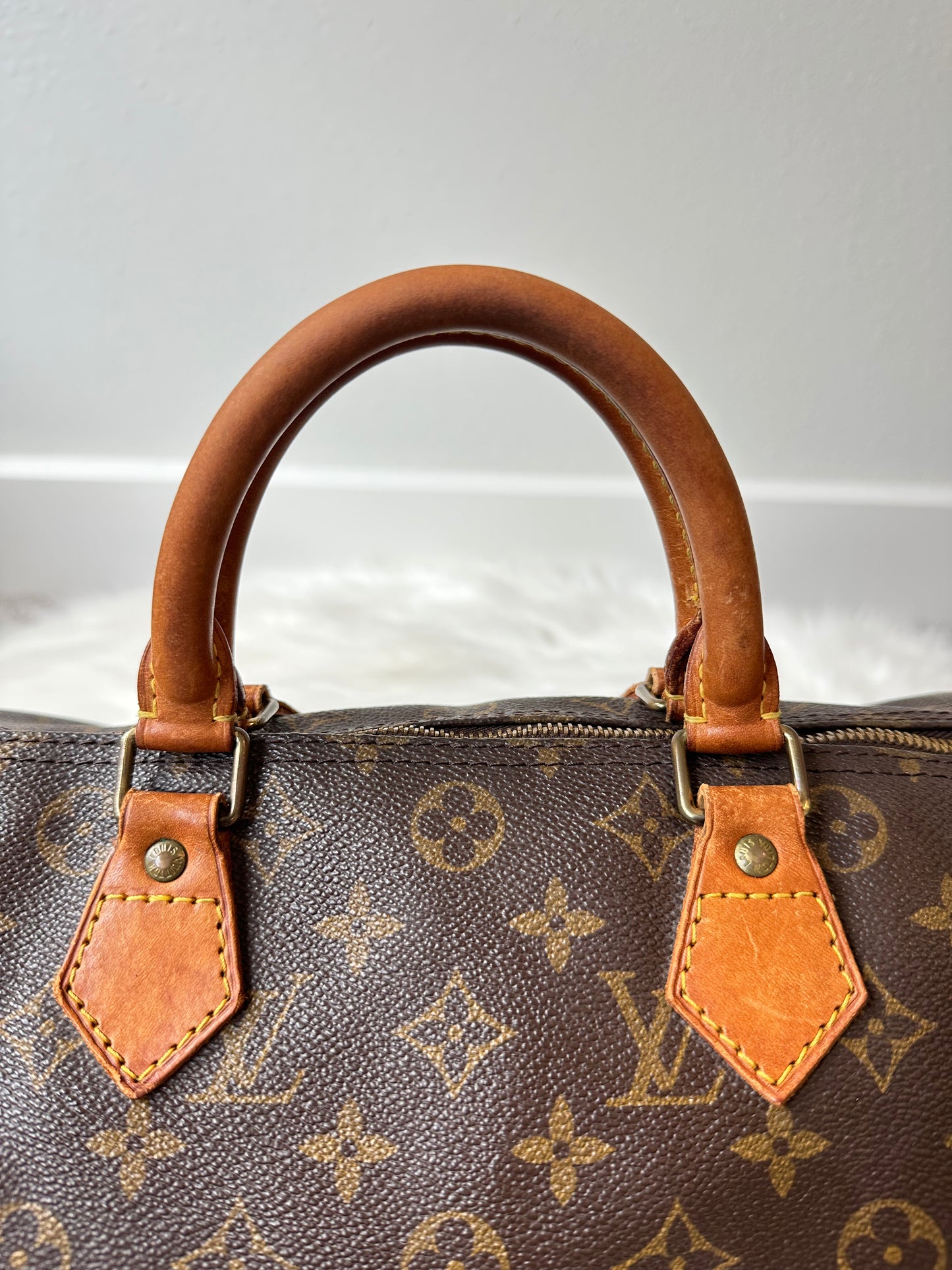 Pre-owned Authentic Louis Vuitton Speedy 30 Monogram Handbag