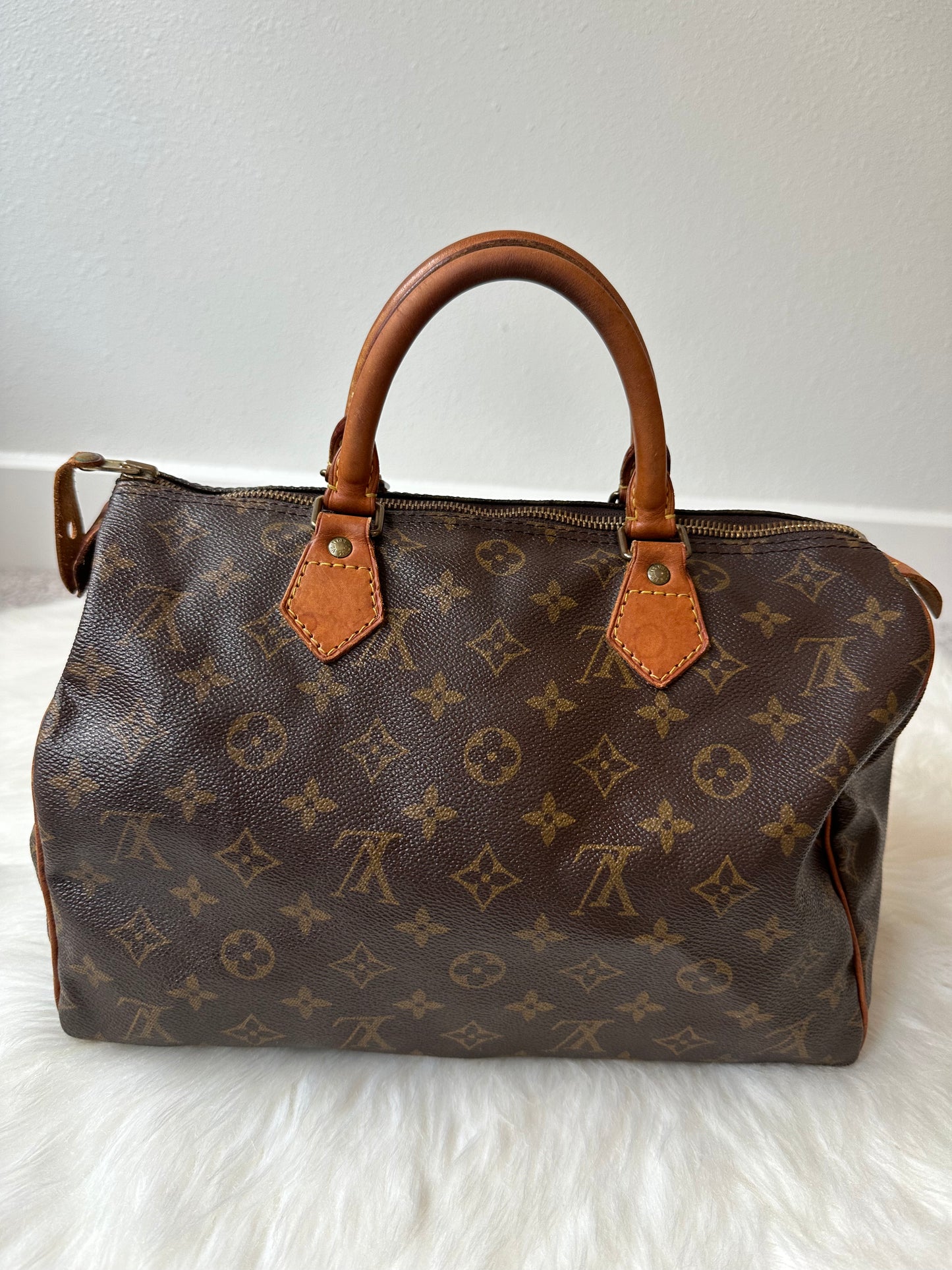 Pre-owned Authentic Louis Vuitton Speedy 30 Monogram Handbag