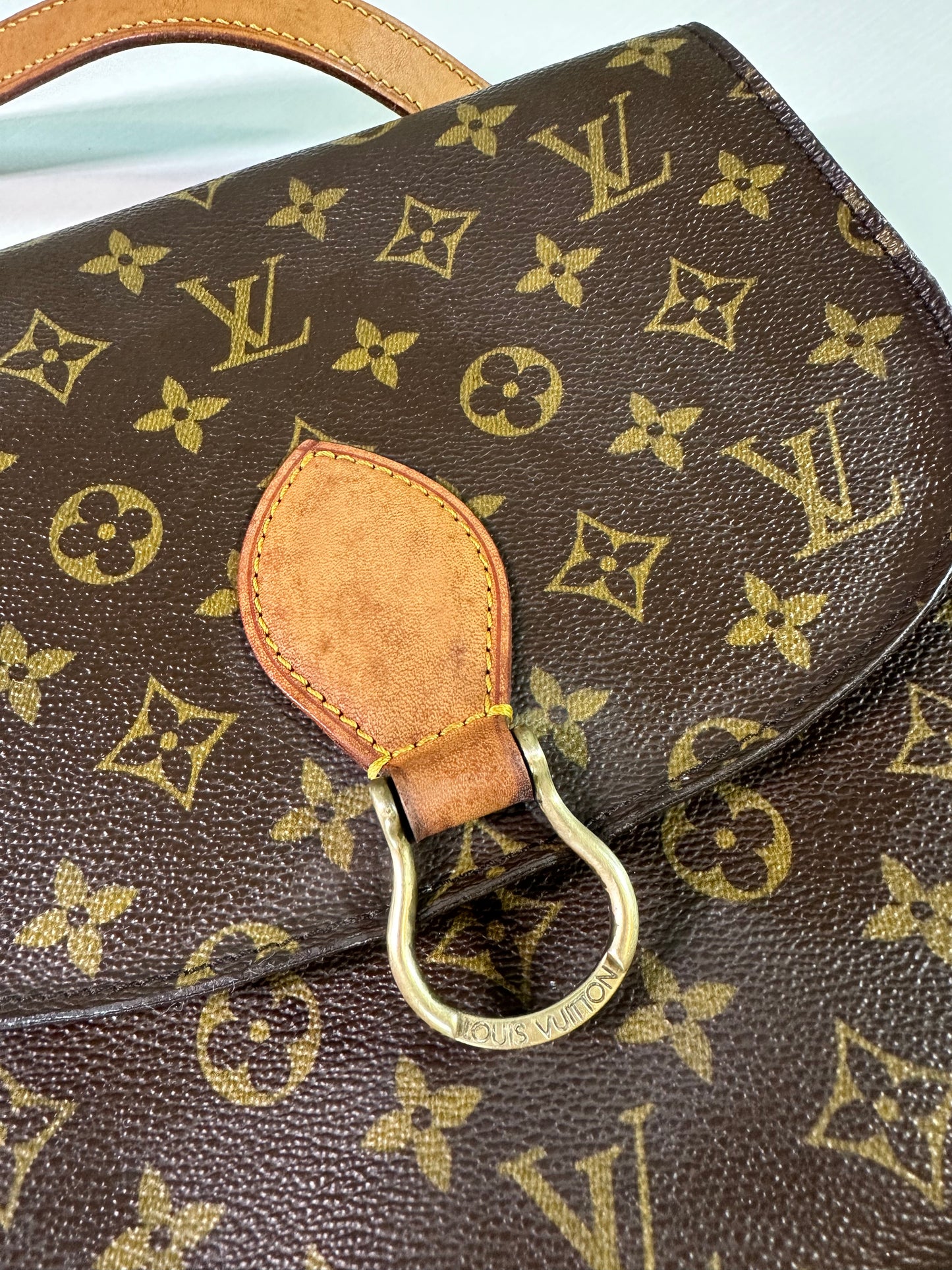 Pre-owned Authentic Louis Vuitton Saint Cloud GM Monogram Crossbody Bag