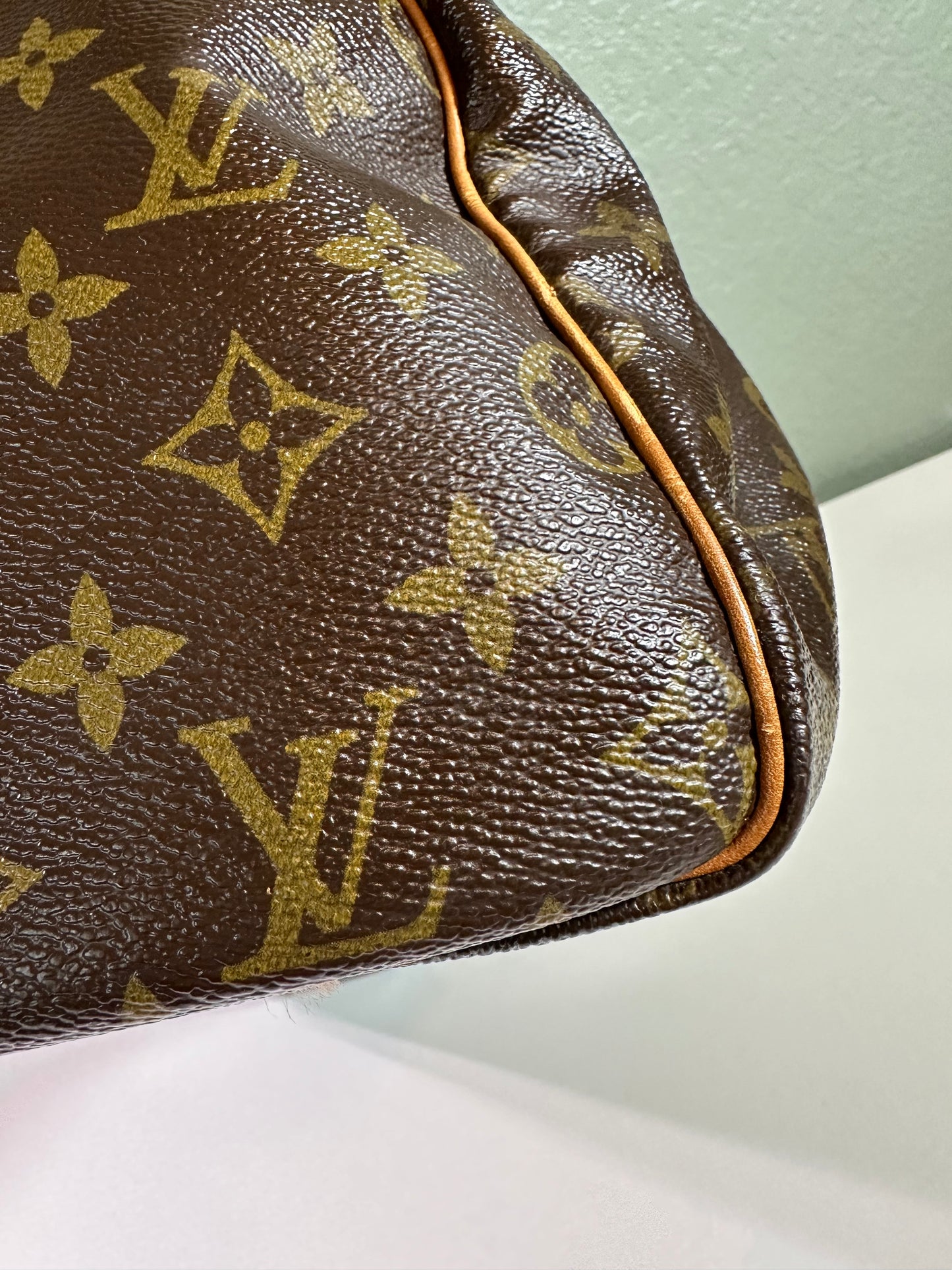 Pre-owned Authentic Louis Vuitton Speedy 30 Monogram Handbag