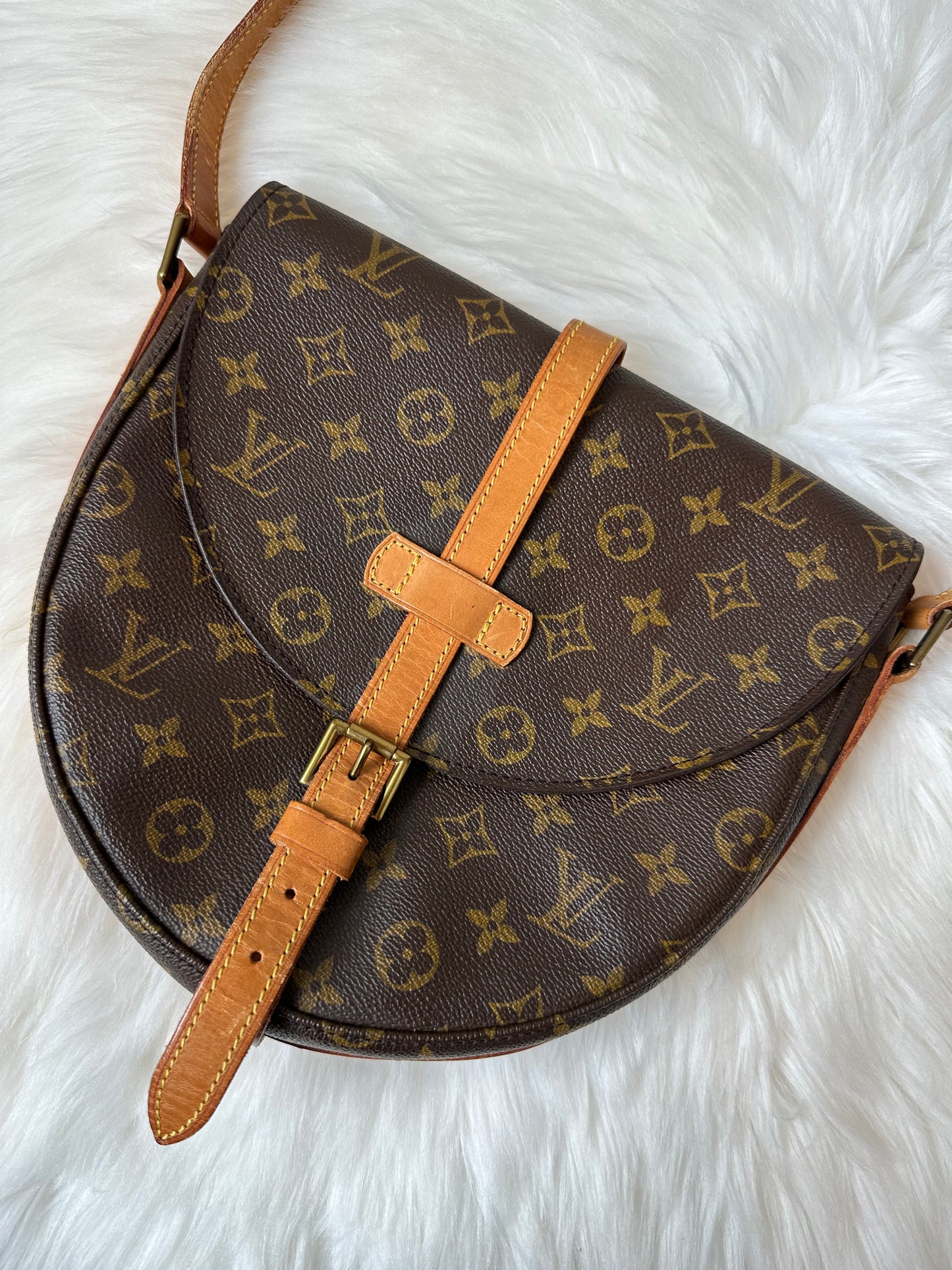 Pre-owned Authentic Louis Vuitton Chantilly GM Monogram Crossbody Bag