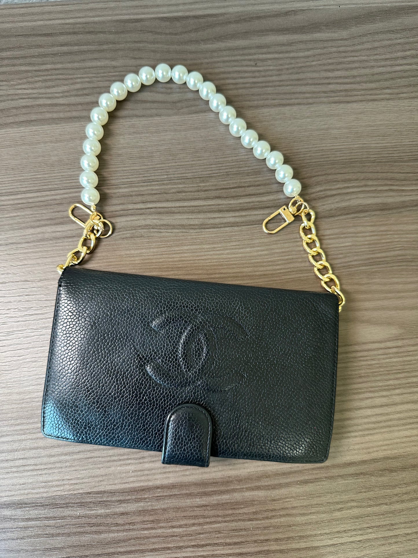 Pre-owned Vintage Chanel Timeless Caviar Wallet