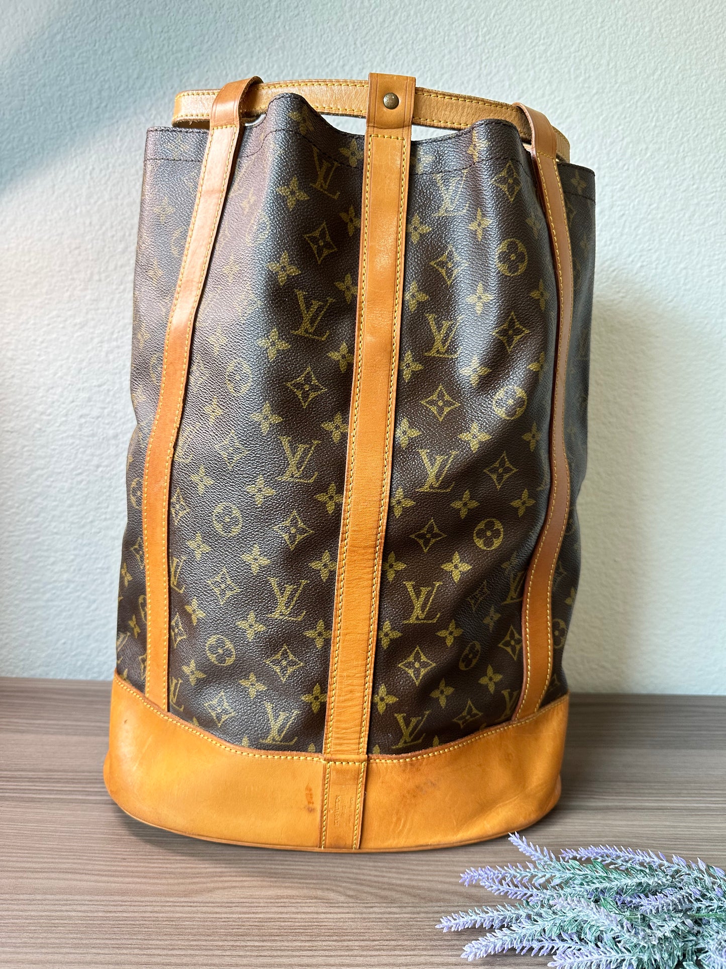 Pre-owned Authentic Louis Vuitton Randonee GM Monogram Backpack