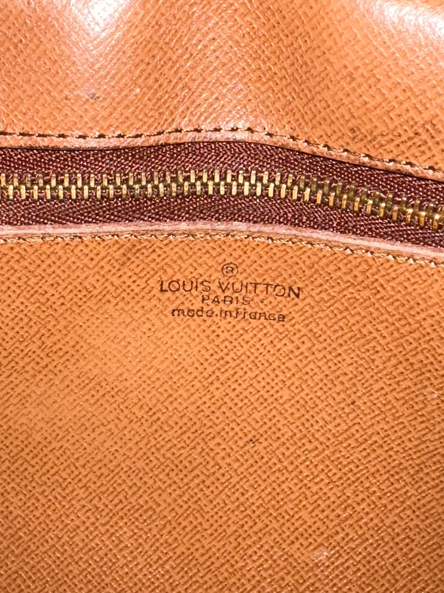 Pre-owned Louis Vuitton Jeune Fille MM Monogram Crossbody Bag