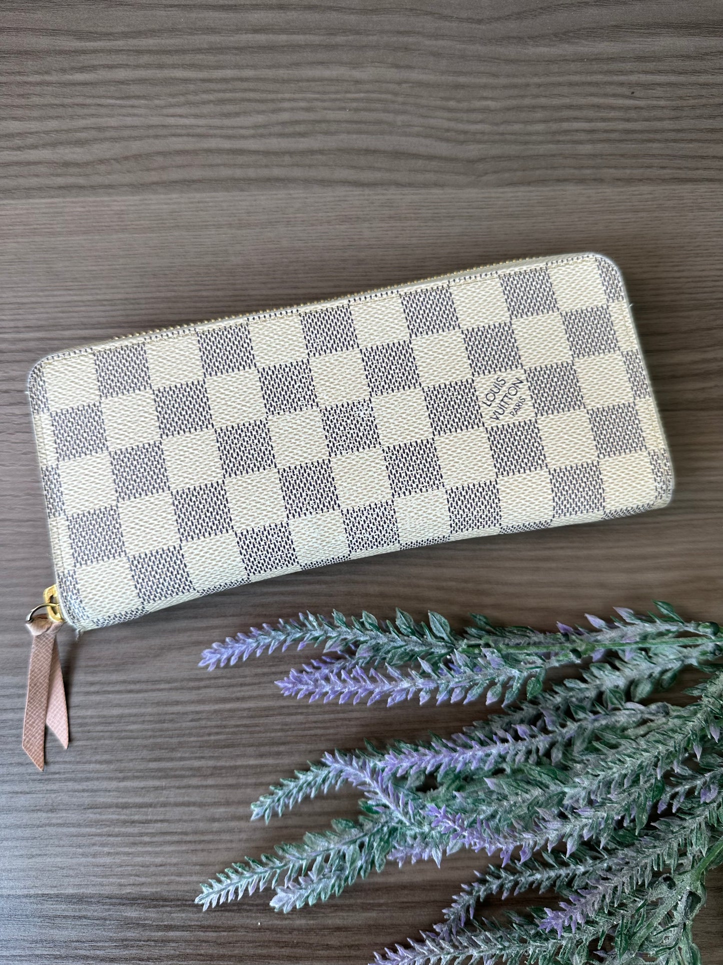 Pre-owned Authentic Louis Vuitton Damier Azur Clemence Zippy Long Wallet