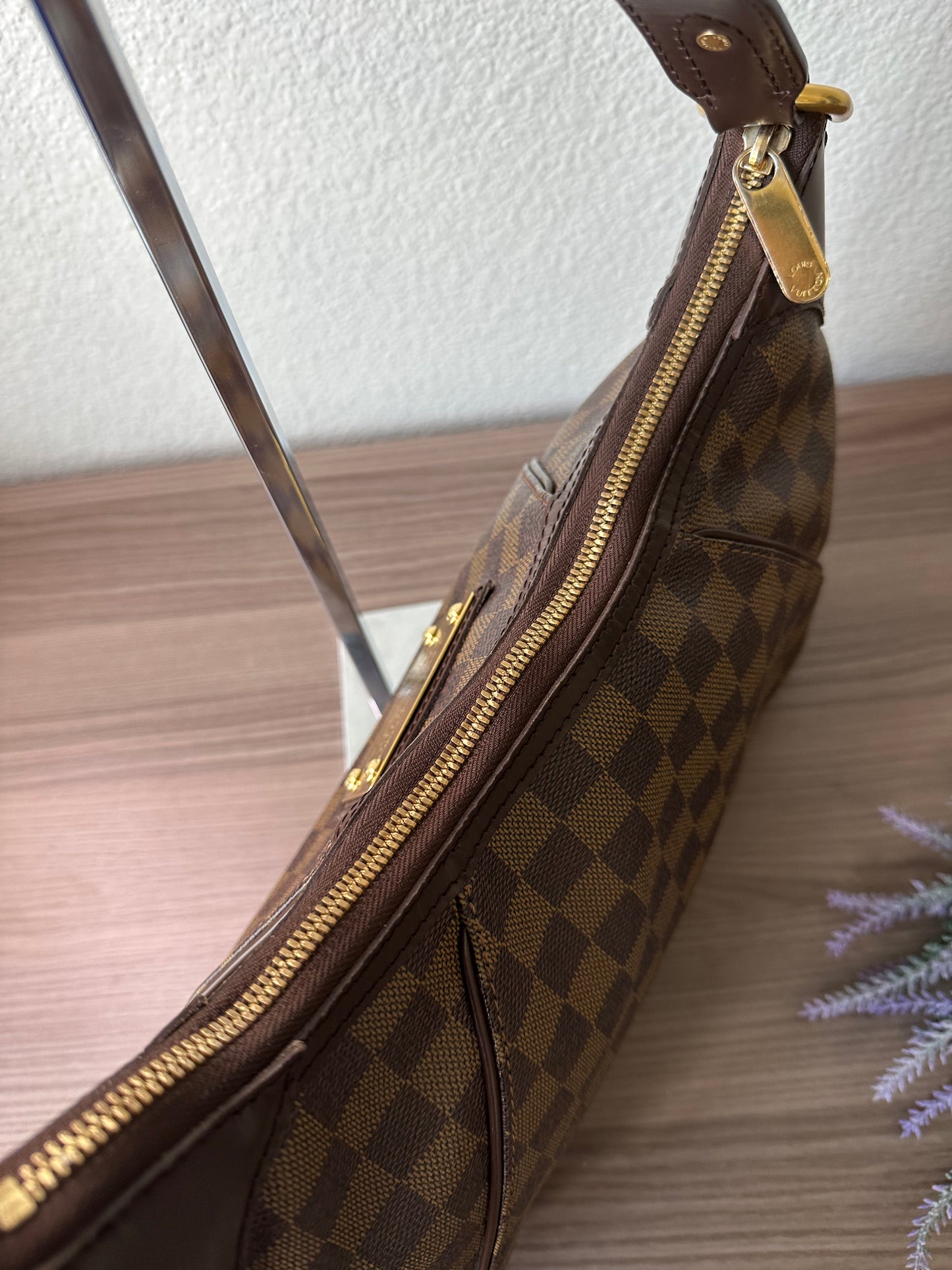 Pre-owned Authentic Louis Vuitton Thames GM Damier Ebene Shoulder Bag