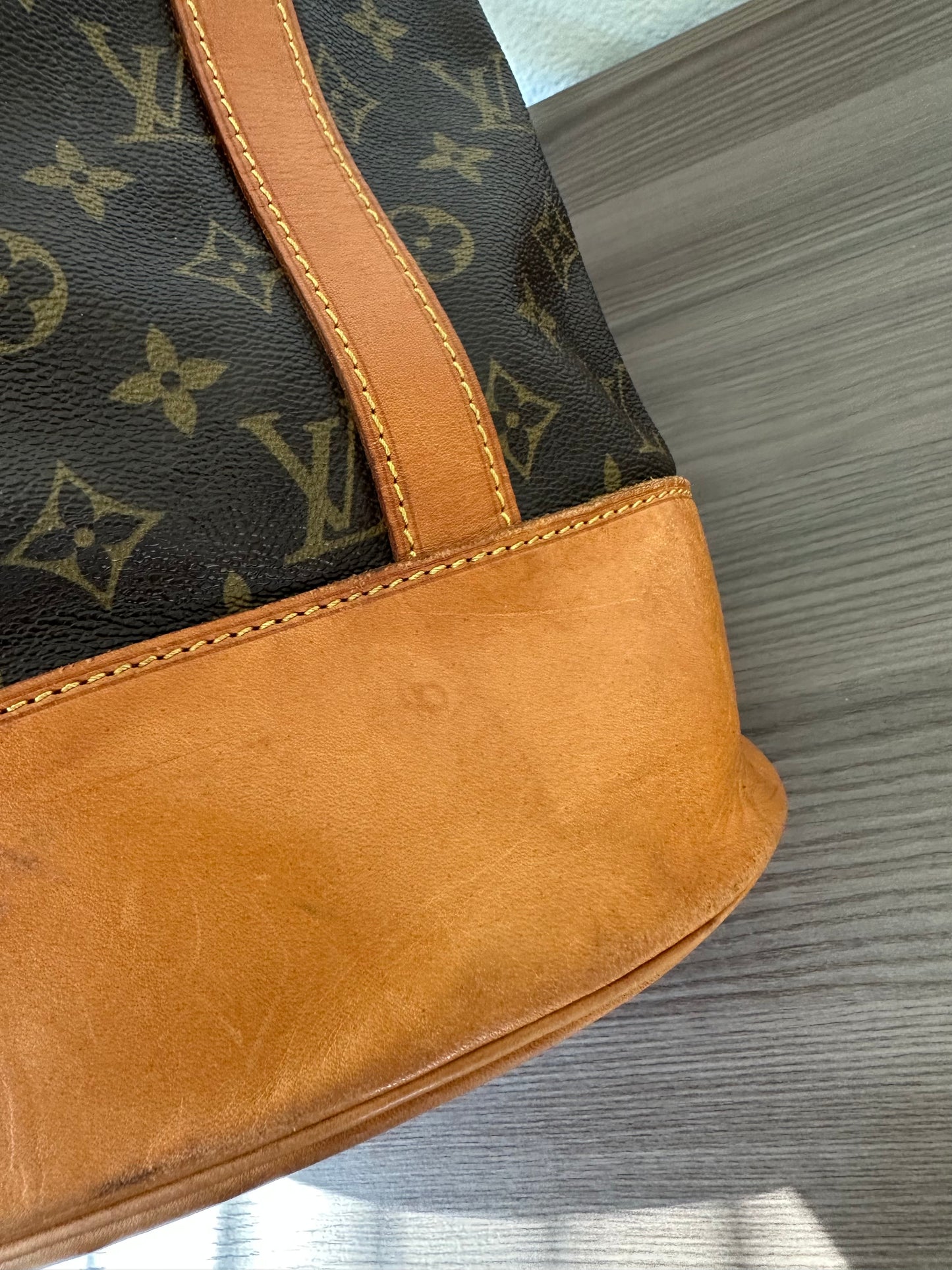 Pre-owned Authentic Louis Vuitton Randonee GM Monogram Backpack