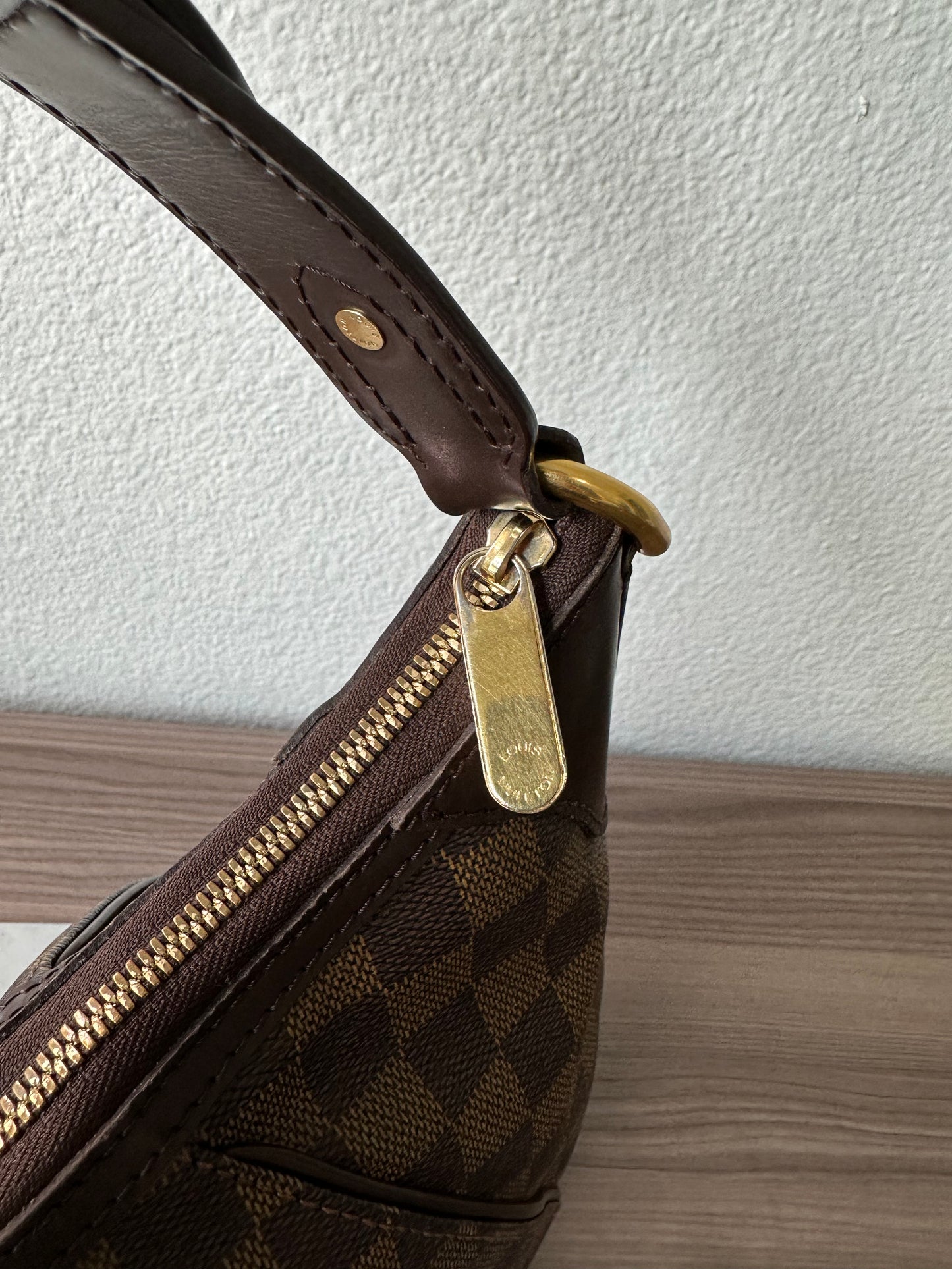 Pre-owned Authentic Louis Vuitton Thames GM Damier Ebene Shoulder Bag