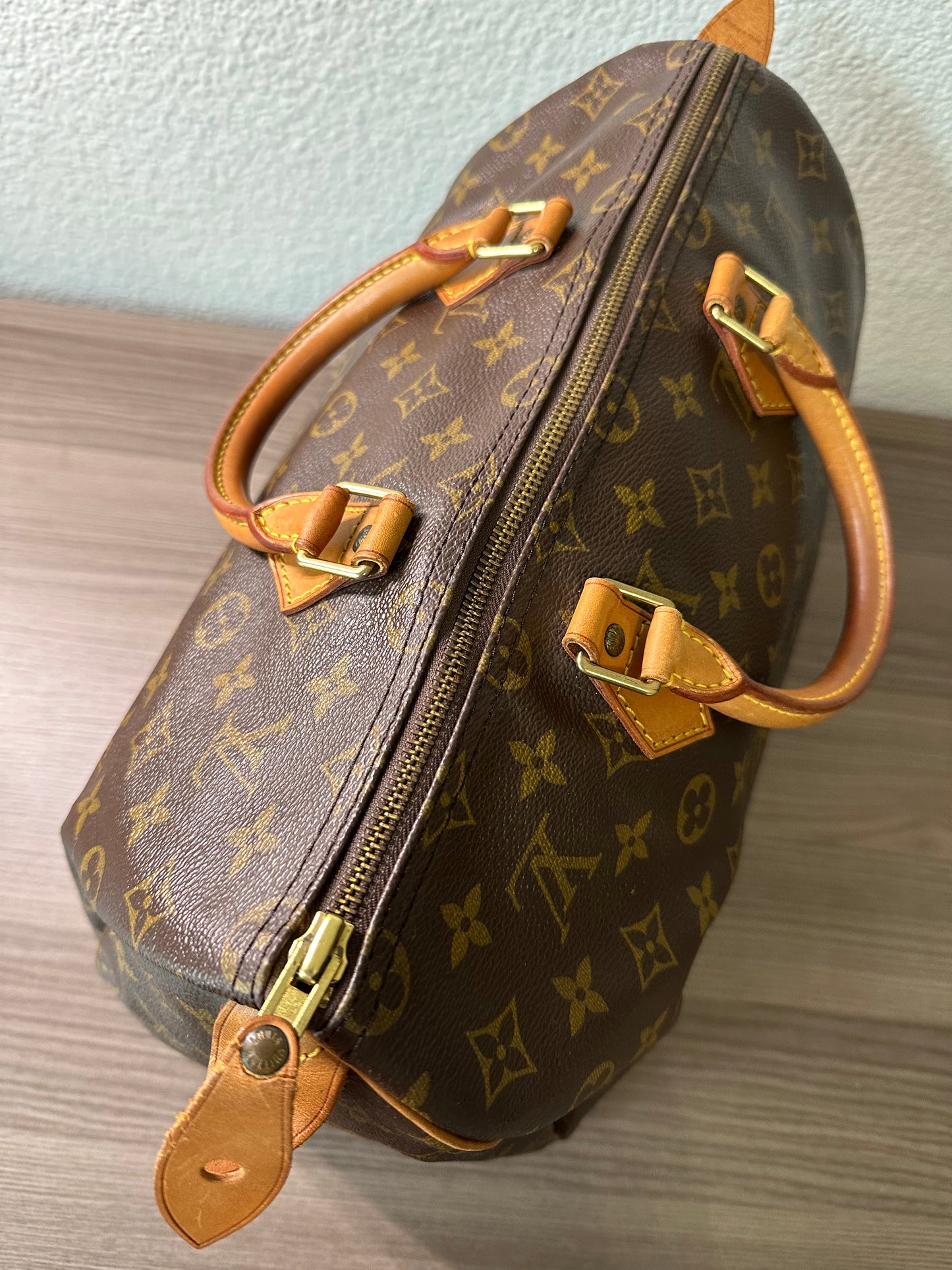 Pre-owned Louis Vuitton Speedy 35 Monogram Handbag