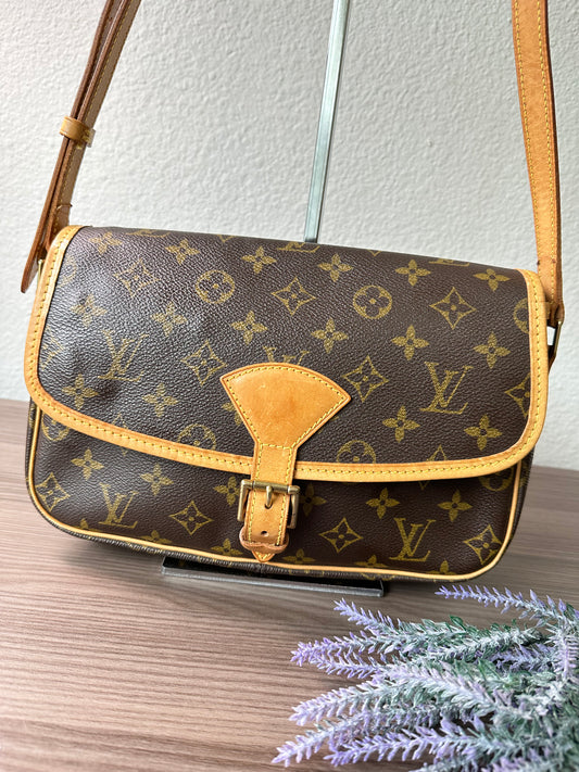 Pre-owned Authentic Louis Vuitton Sologne Crossbody / Shoulder Bag