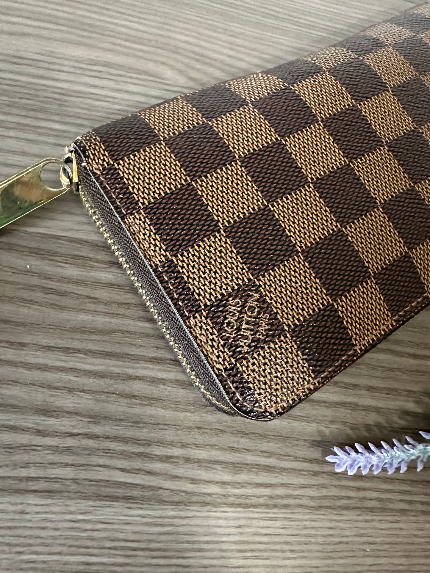 Pre-owned Louis Vuitton Damier Ebene Zippy Long Wallet