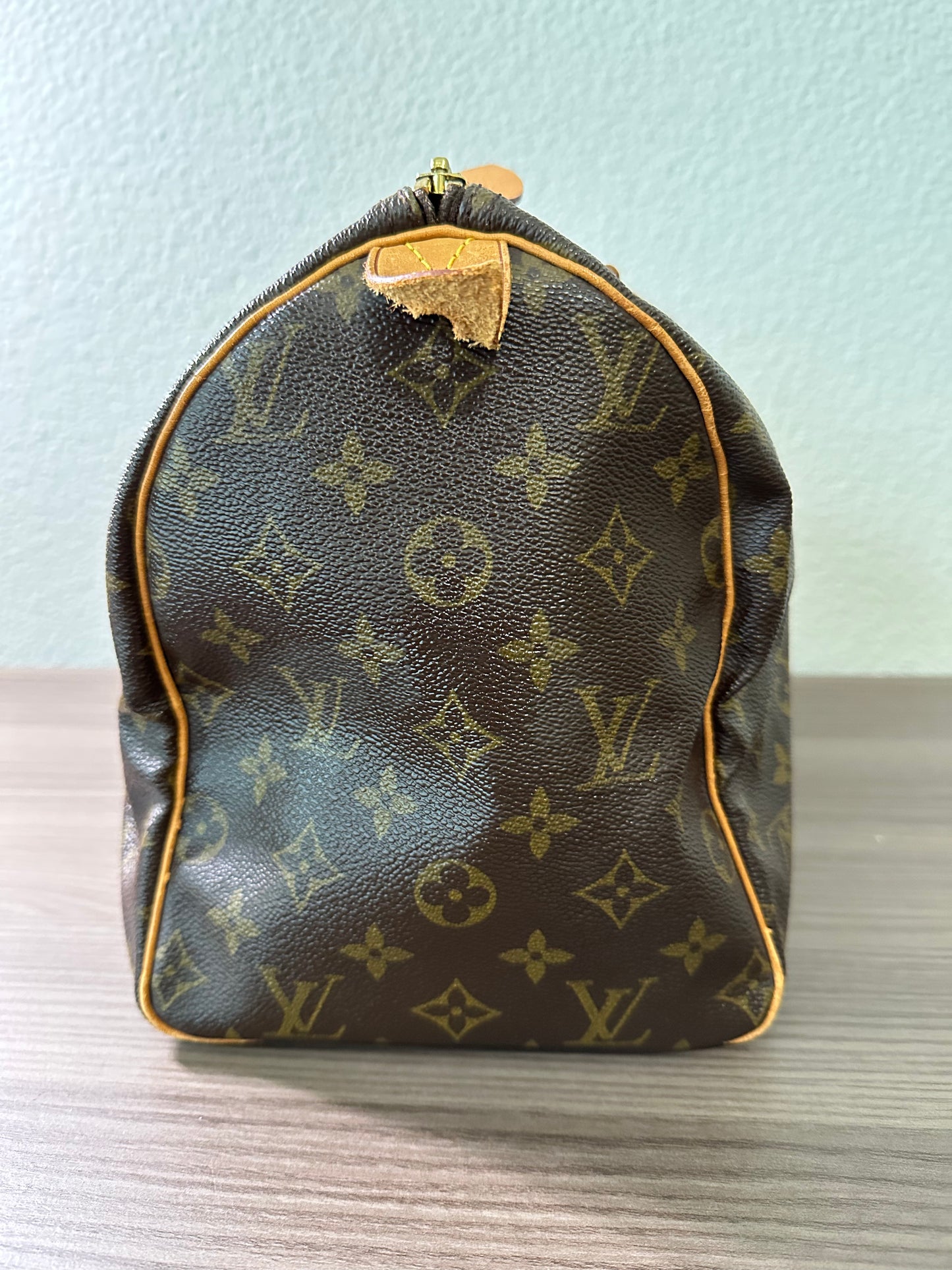 Pre-owned Authentic Louis Vuitton Speedy 30 Monogram Handbag